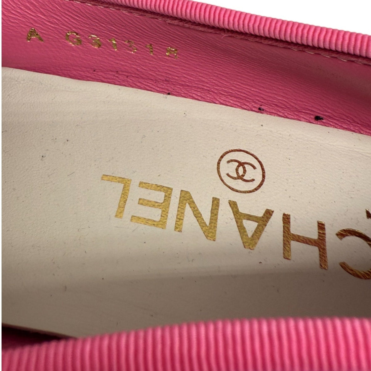 Chanel Fabric Interlocking CC Logo Bow Ballet Flats