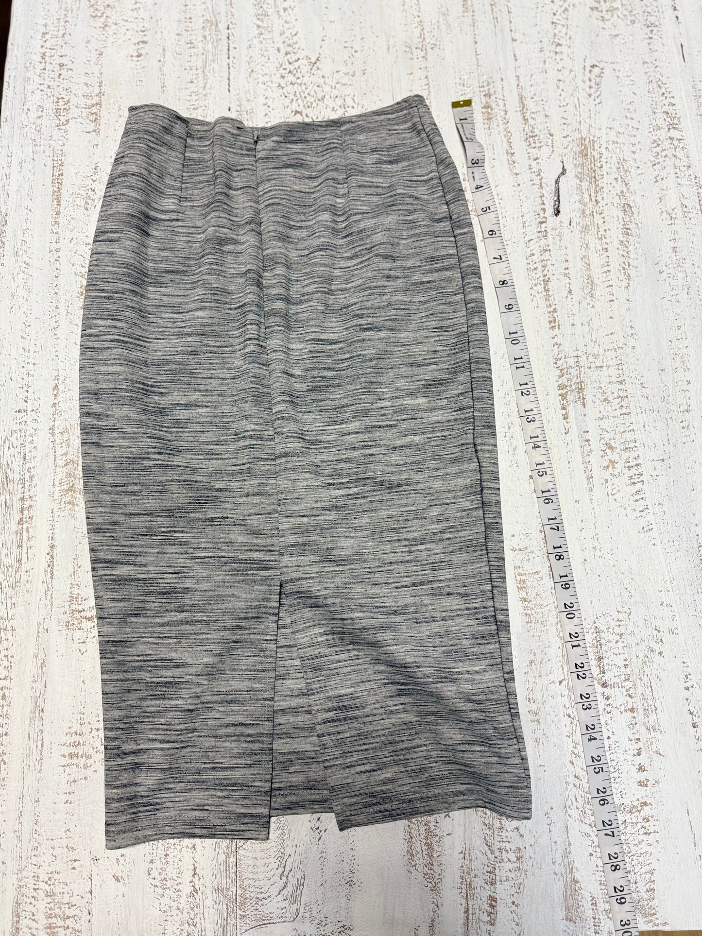 Olivaceous Grey Stretch Knee-Length Straight Pencil Skirt Women's Size Medium