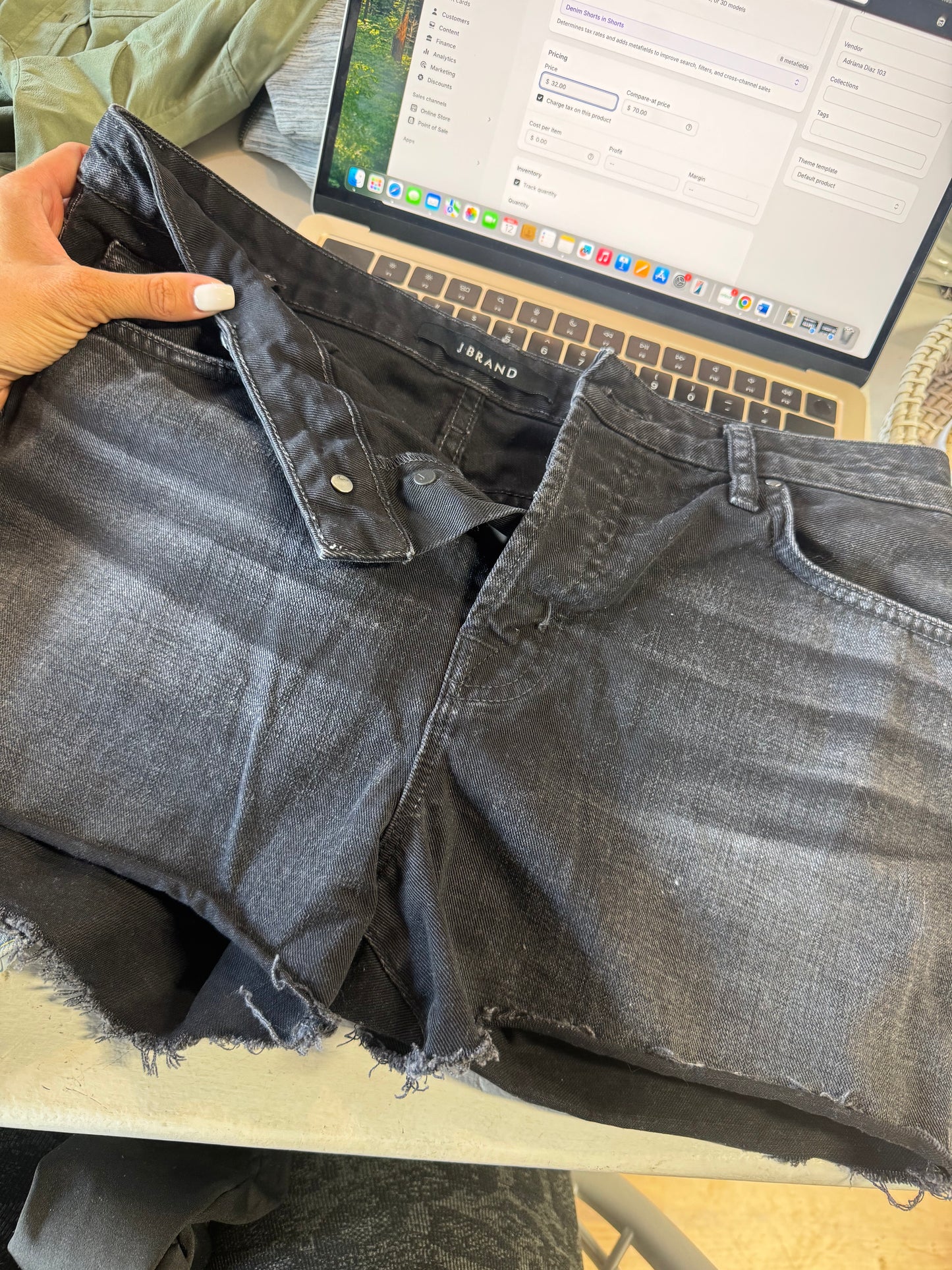 j brand black jean shorts with buttons size 29