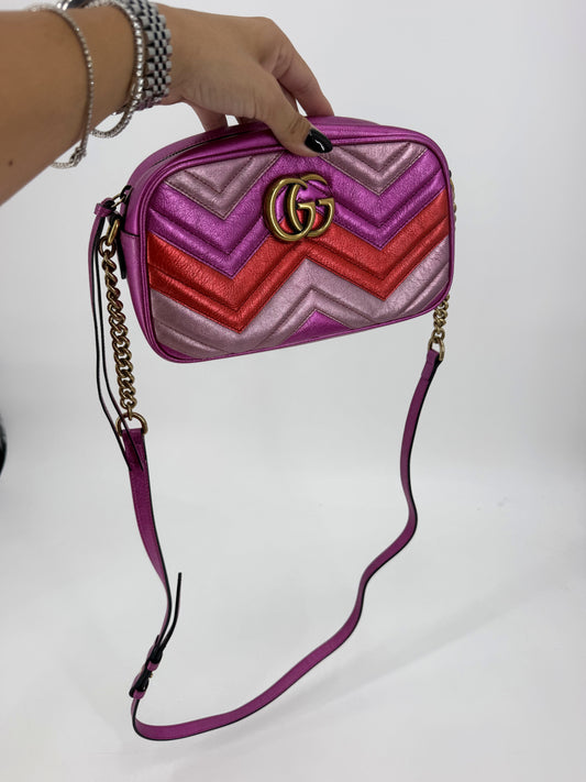Gucci GG Marmont Small Matelasse Camera Bag Metallic Pink Red Chevron Heart 447632