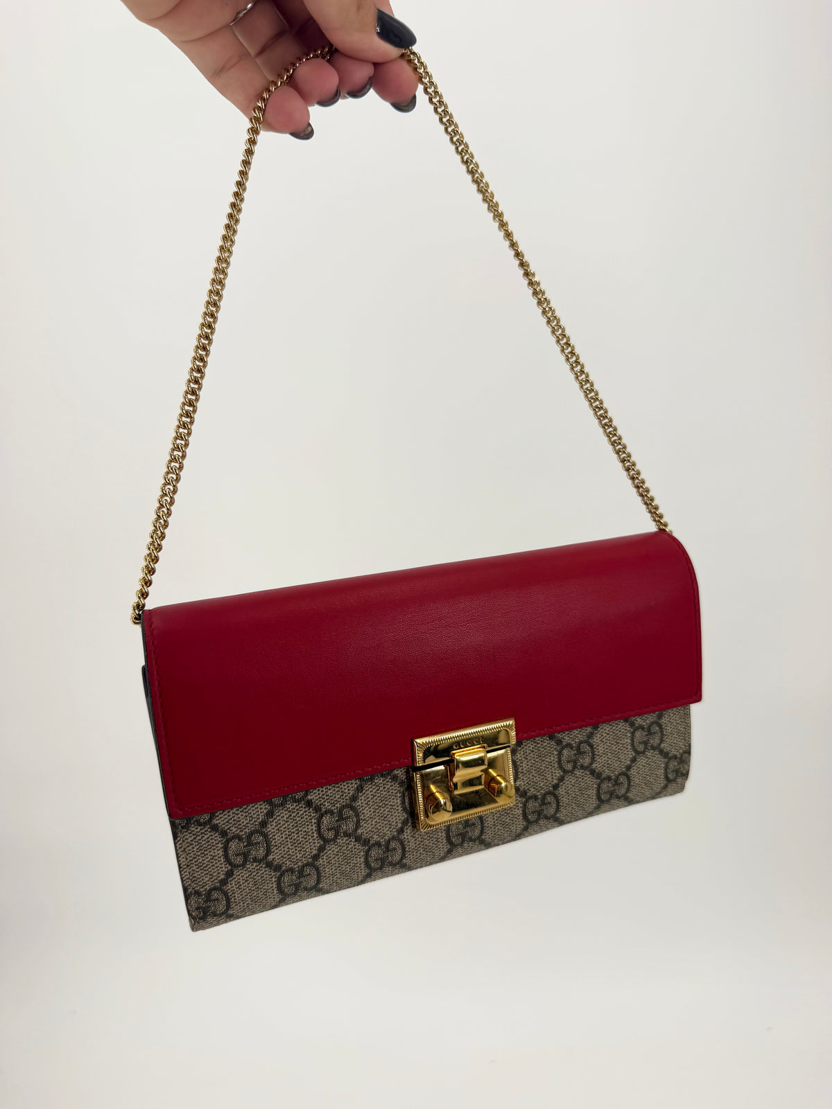 Gucci Padlock GG Supreme Red Leather Long Continental Wallet