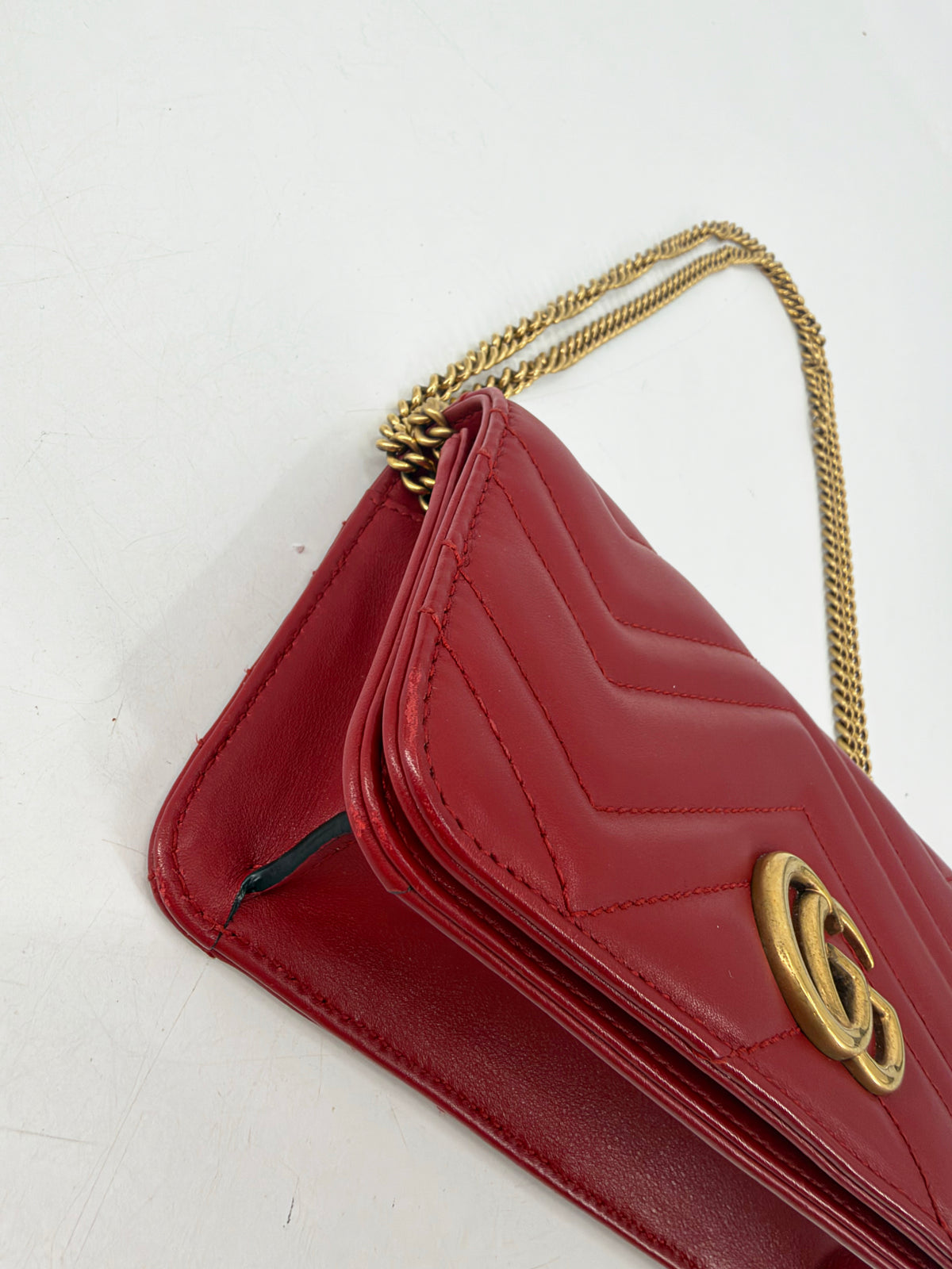 Gucci GG Marmont Matelasse Red Leather Chain Wallet Gold GG
