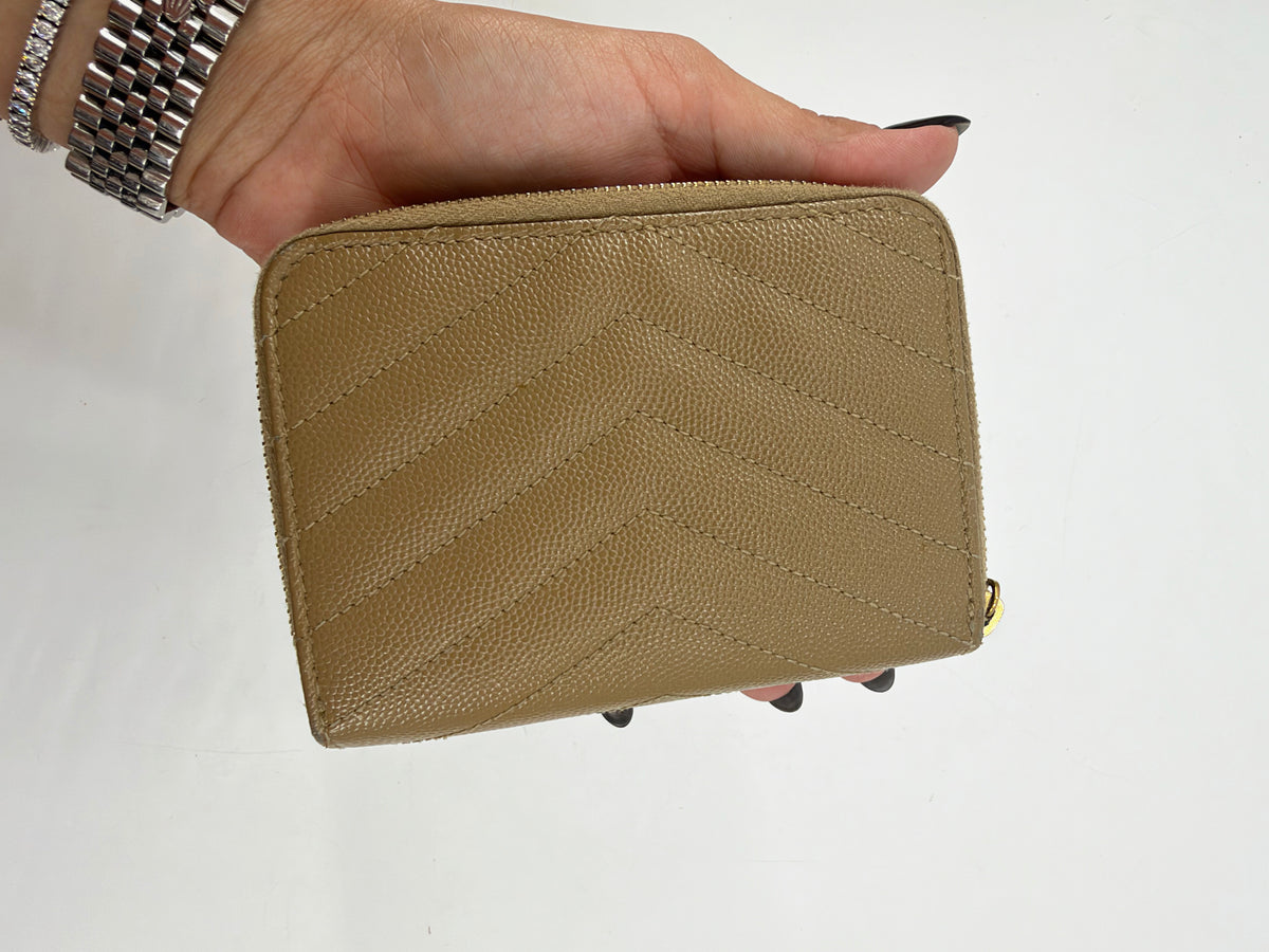 Saint Laurent YSL Monogram Grain de Poudre Compact Wallet Tan Gold Hardware