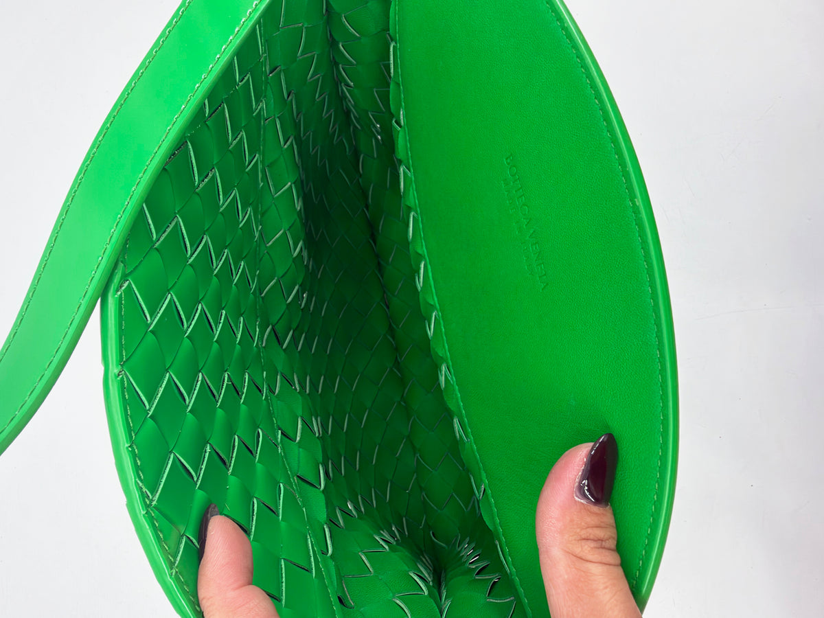 Bottega Veneta Intrecciato Green Patent Woven Shoulder Bag