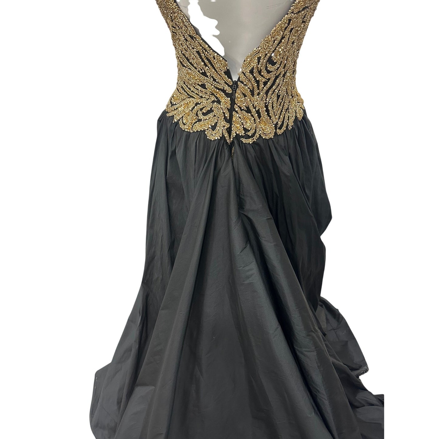 NWT Sherri Hill Black Gold Beaded Fitted Ball Gown Overskirt Formal Dress