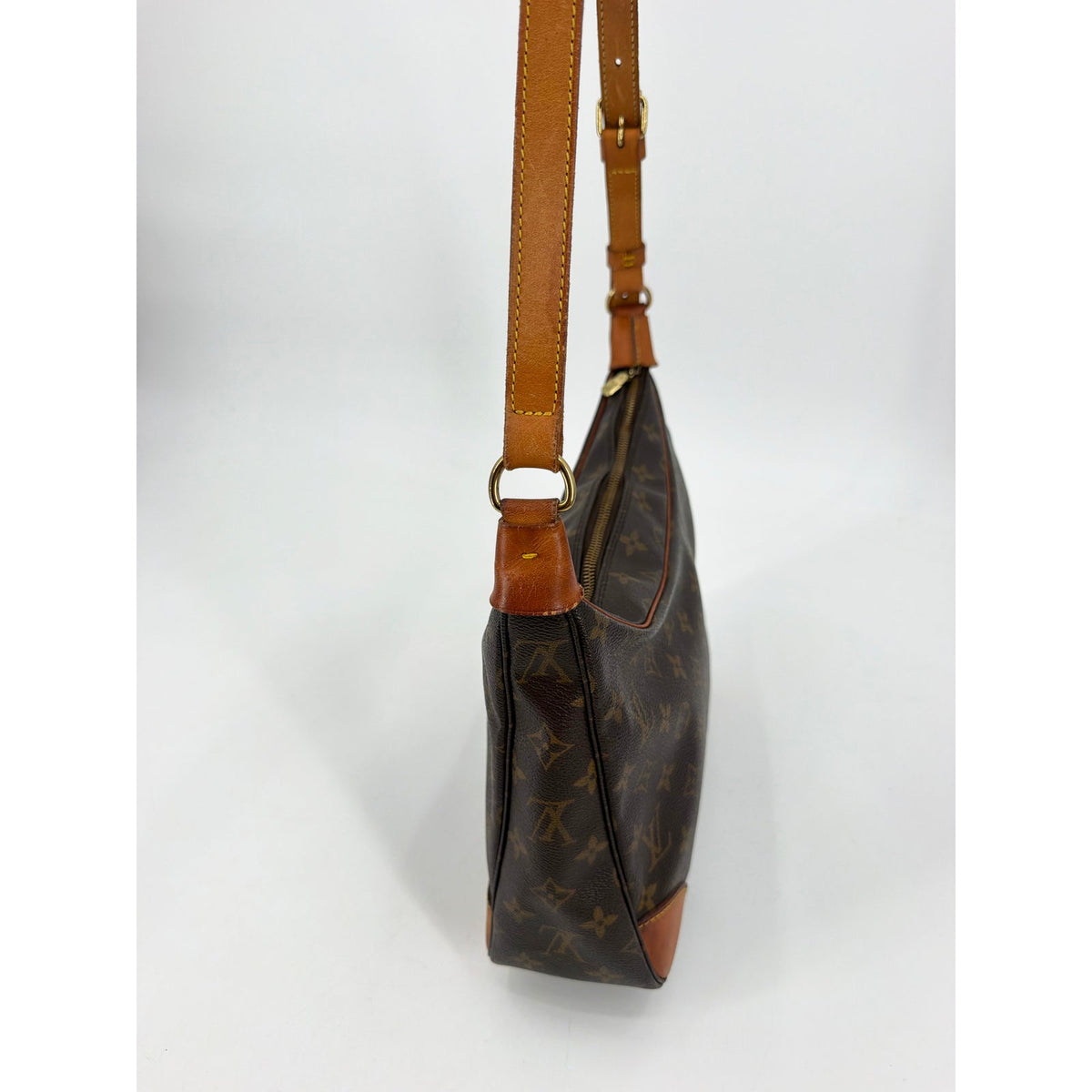 Louis Vuitton Monogram Odeon MM Shoulder Bag Brown Vachetta