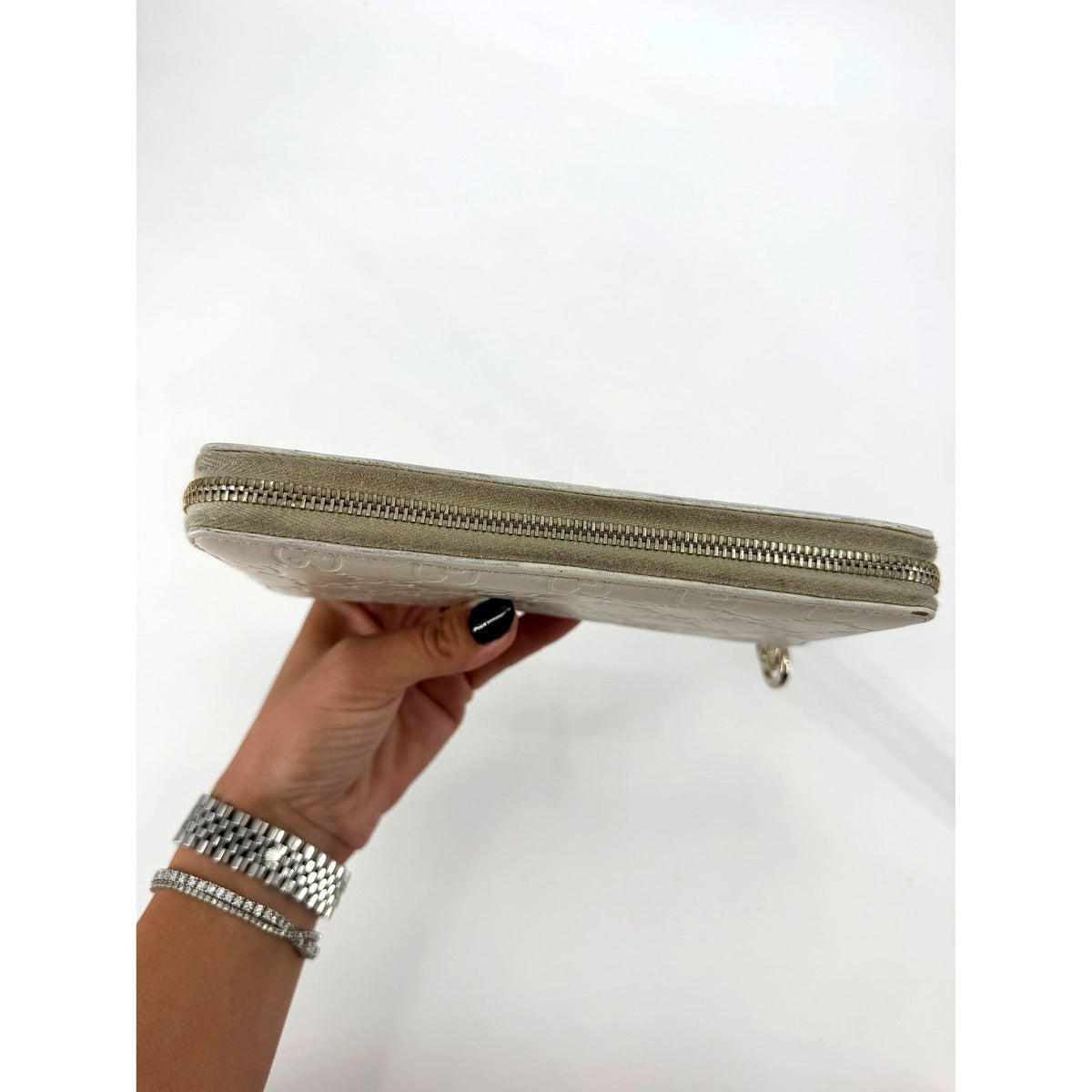 Gucci Guccissima Leather Zip Around Continental Wallet Ivory