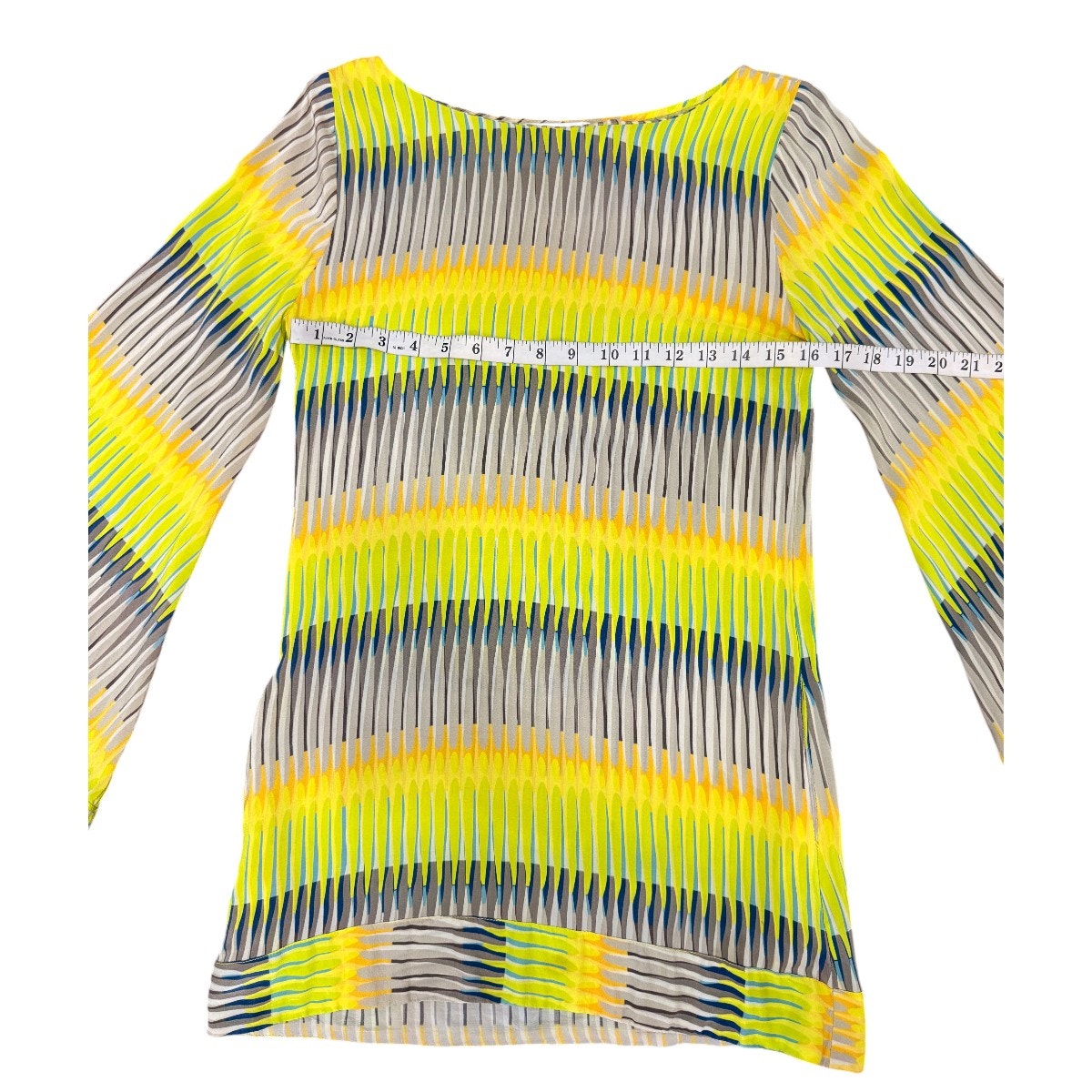 Alexis Silk Geometric Stripe Bell Sleeve Tunic Blouse Yellow Gray Women's Size S