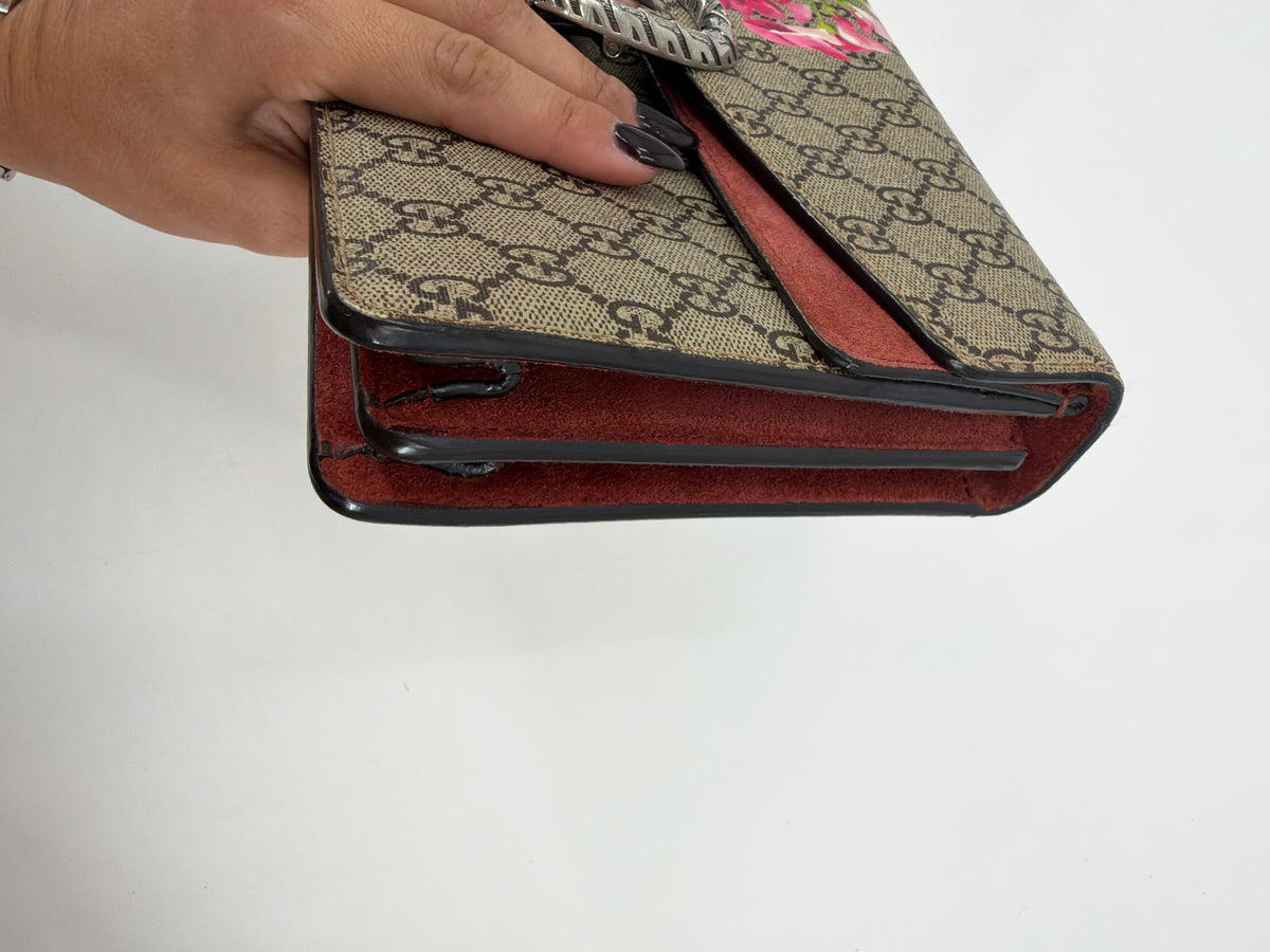 Gucci Dionysus GG Supreme Blooms Floral Shoulder Bag Red Suede