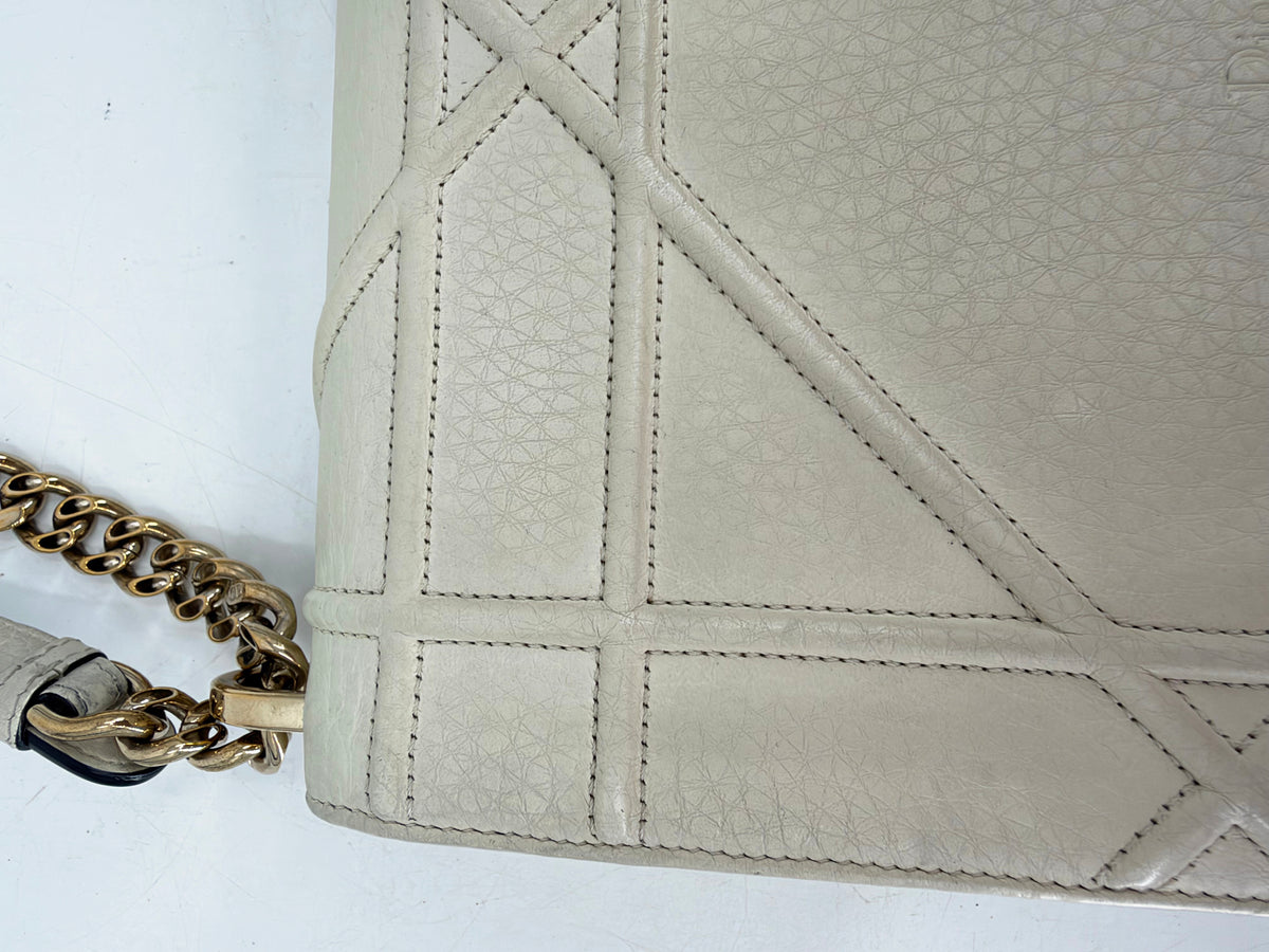 Christian Dior Diorama Medium White Grained Calfskin Chain Flap Bag Gold HW