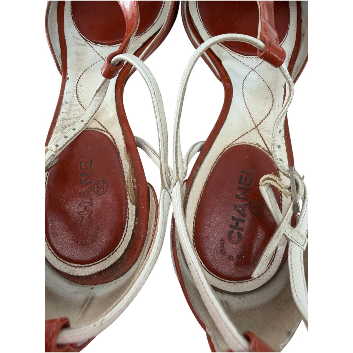 Chanel Patent Leather Interlocking CC Logo T-Strap Sandals
