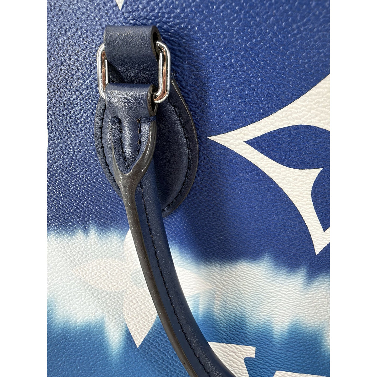 Louis Vuitton Escale OnTheGo GM Blue Tie Dye Giant Monogram Tote Bag M45120