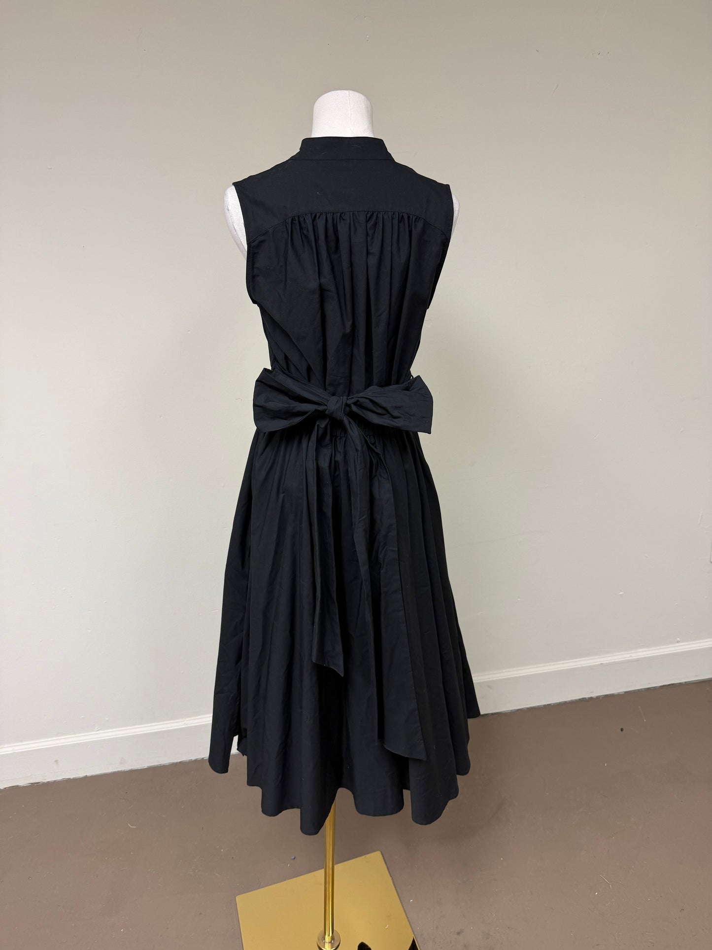 Calvin Klein NWT sleeveless midi dress