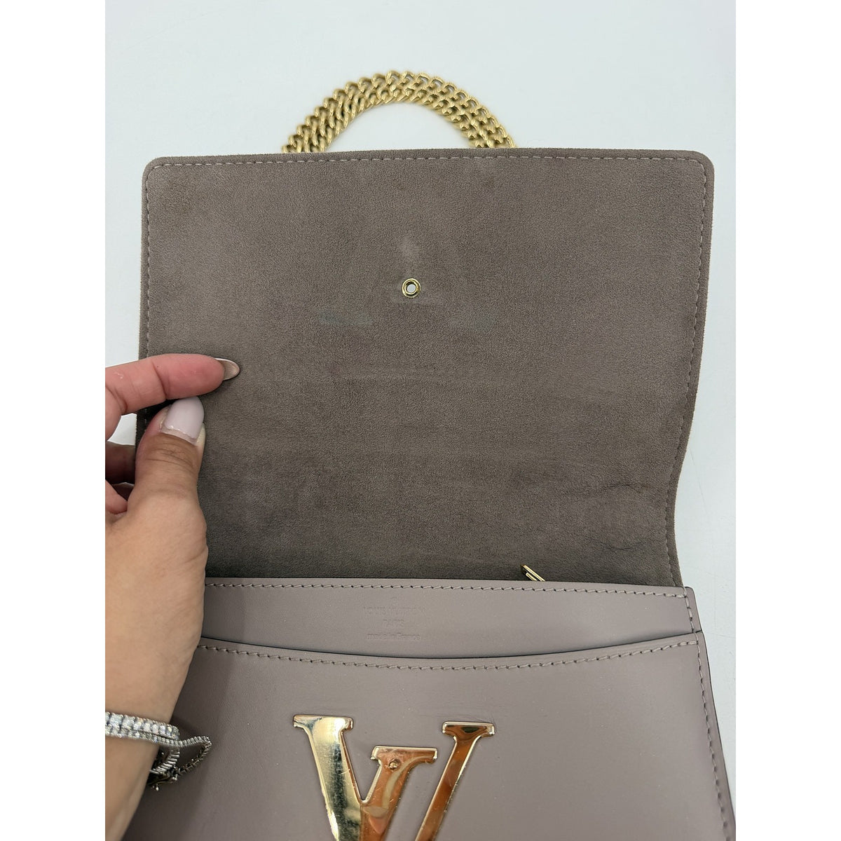 Louis Vuitton Chain Louise MM Taupe Calfskin Gold LV Flap Chain Shoulder Bag