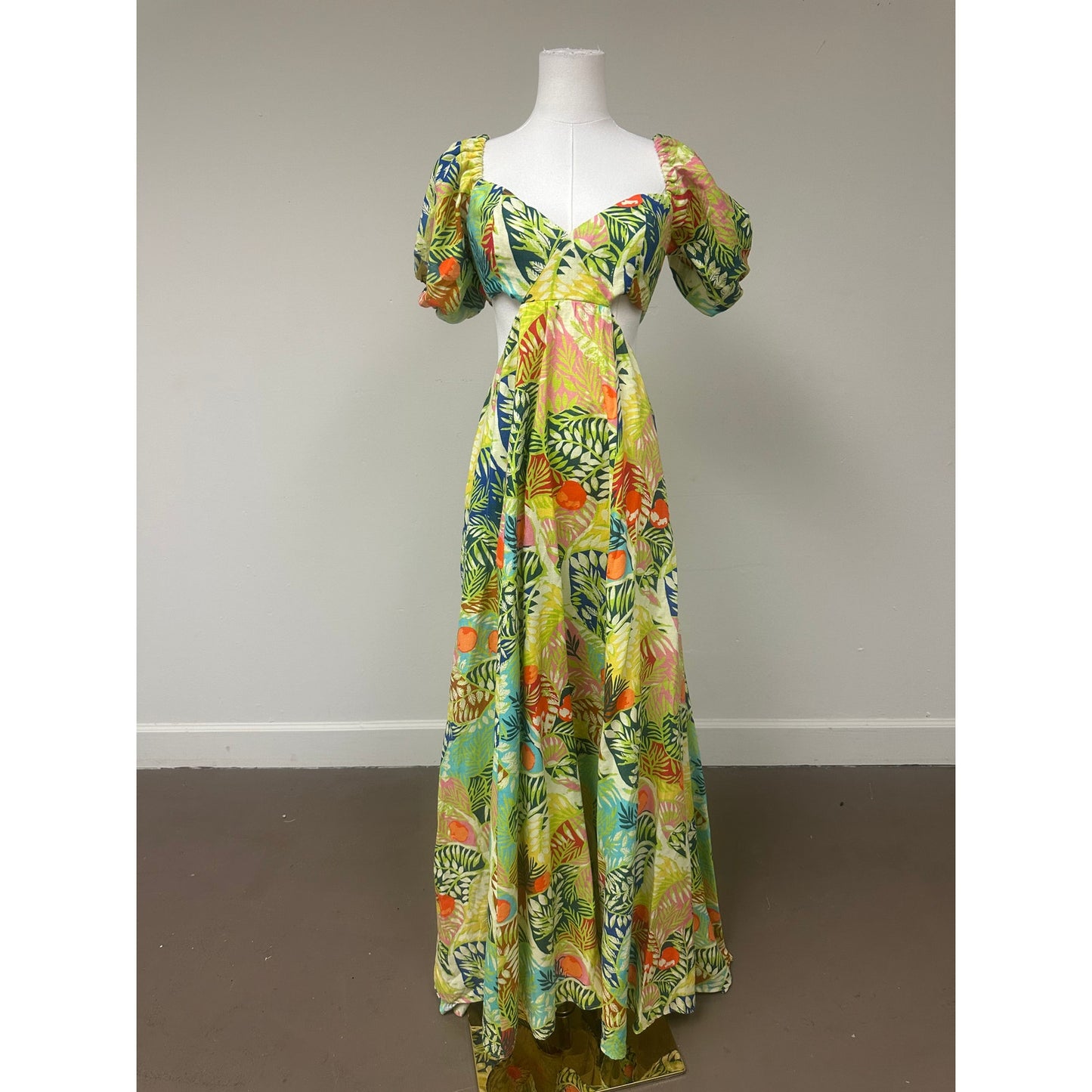 Staud Linen Plant Motif Puff Sleeve Cut-Out Coliseum Maxi Dress