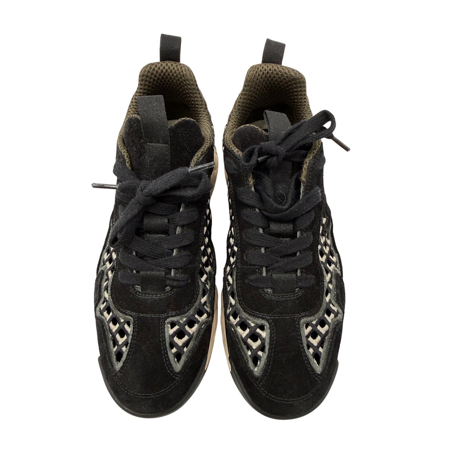 Chanel Interlocking CC Logo G37126 Trail Trainer Sneakers