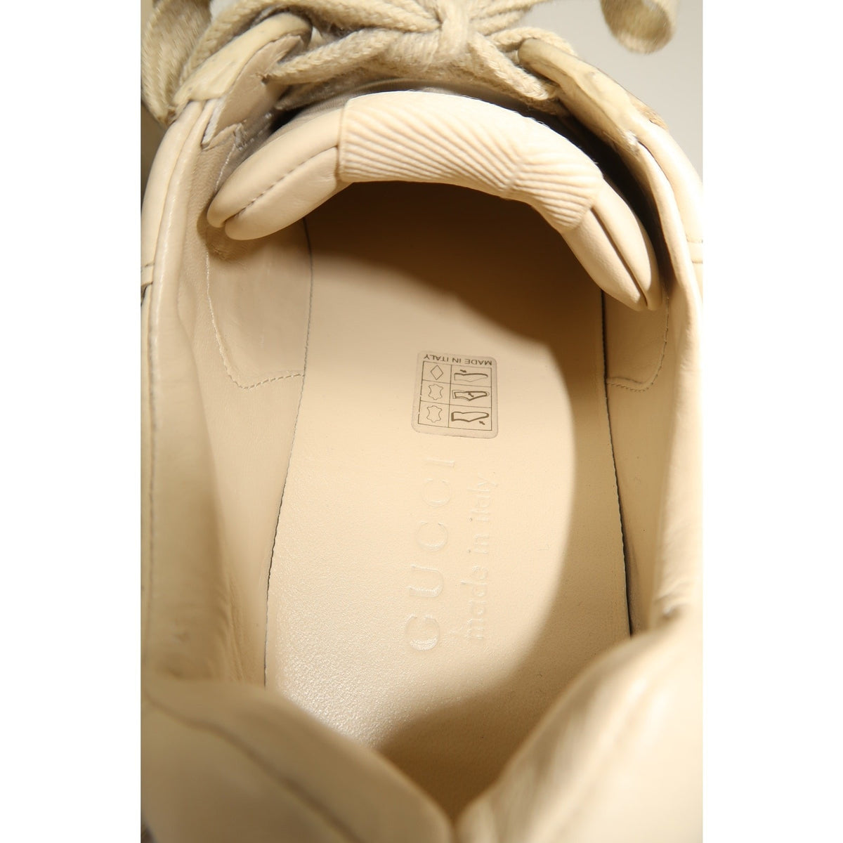Gucci Rhyton Ivory Leather Mouth Print Lace-Up Low-Top Sneakers