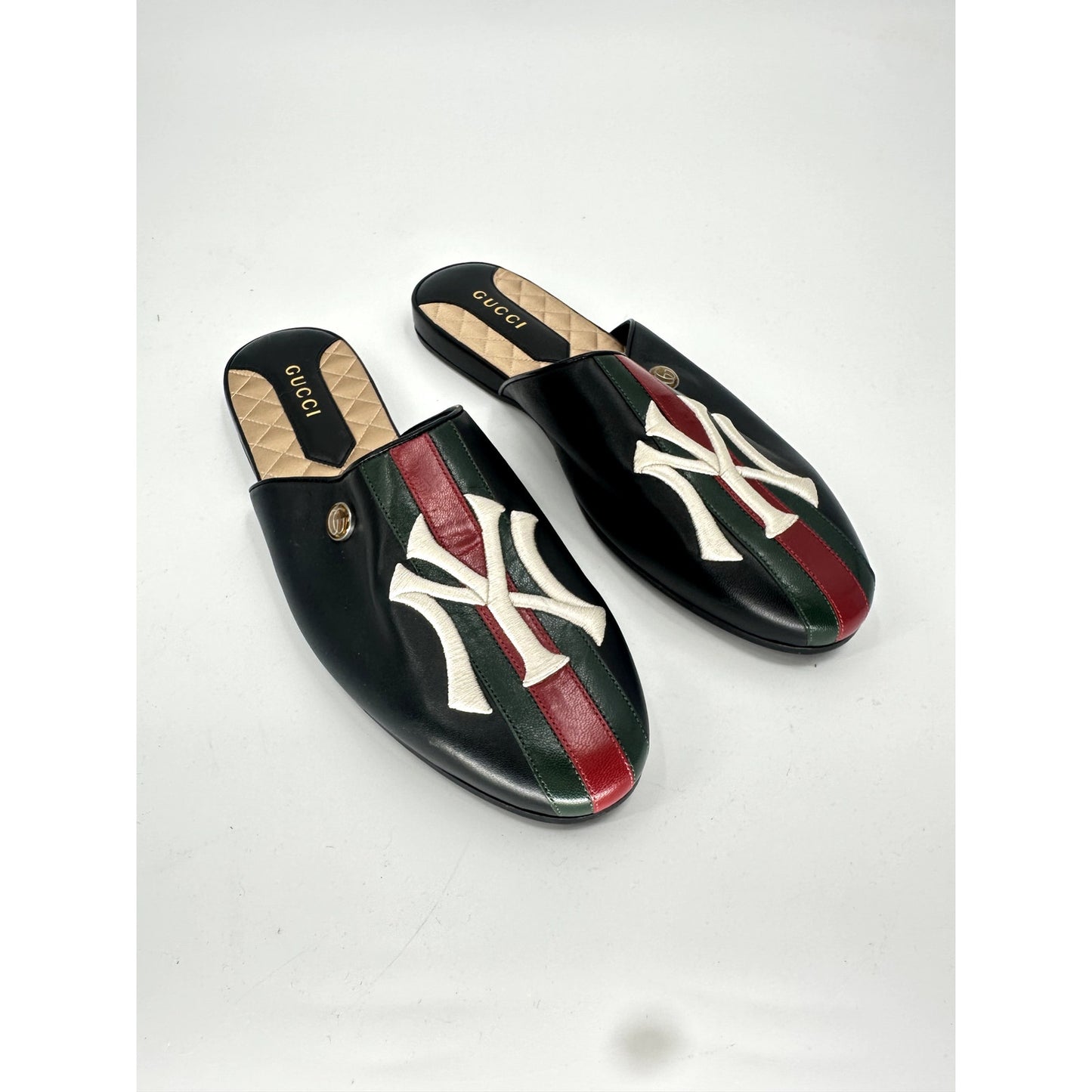 Gucci X NY Yankees Leather Logo Slip-On Slipper Mules