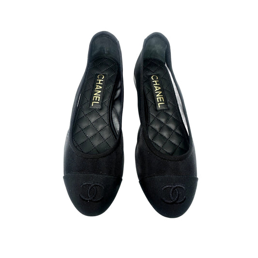 Chanel Mesh Interlocking CC Logo Ballet Flats