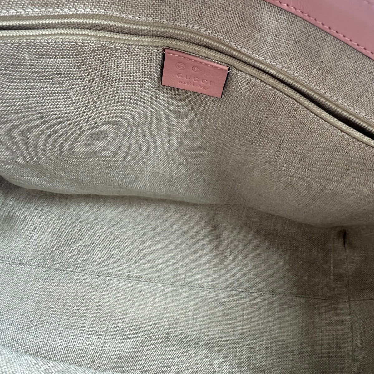 Gucci Leather Microguccissima Tote Bag