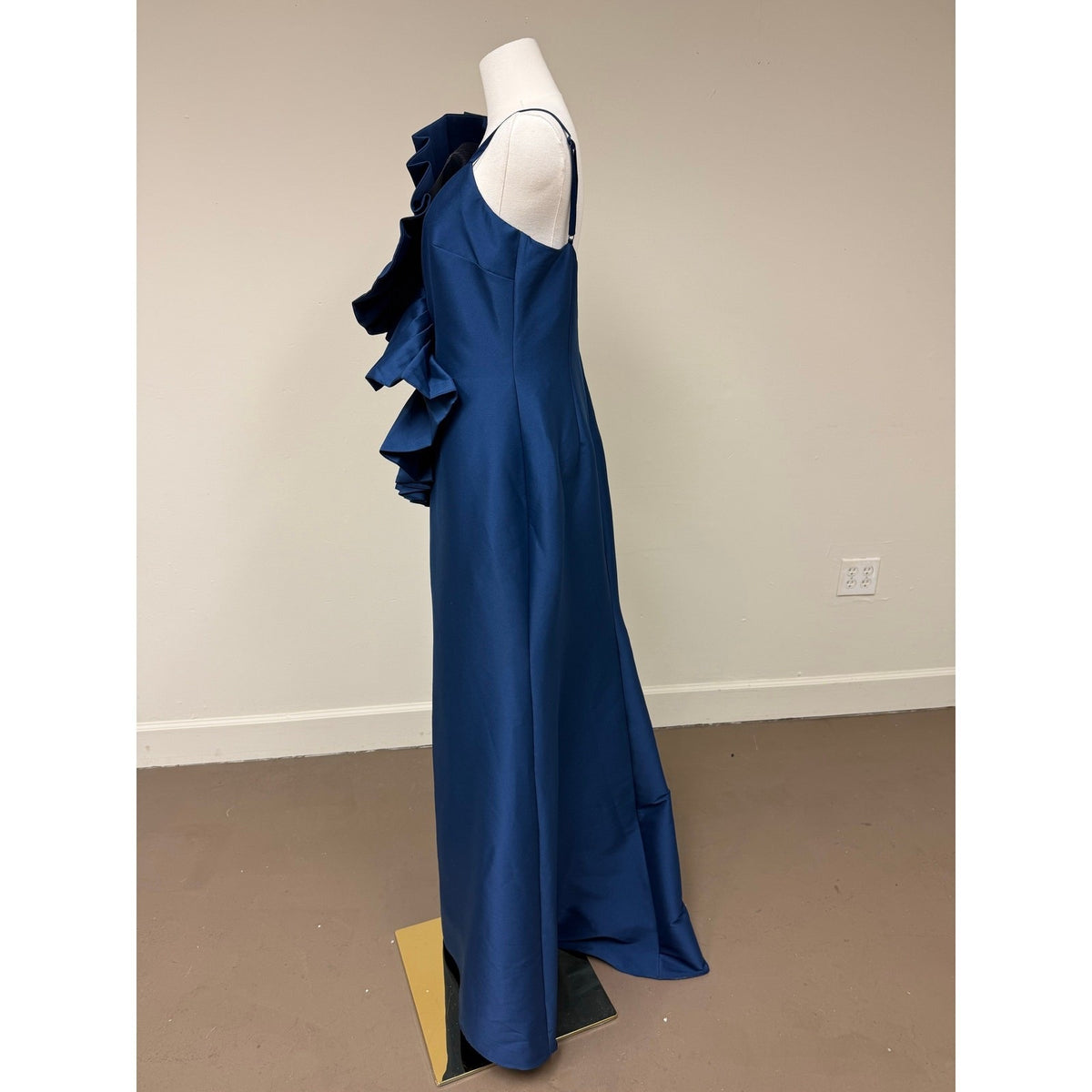 Badgley Mischka Blue Sculptural Swirl Maxi Evening Dress Ruffle Accent