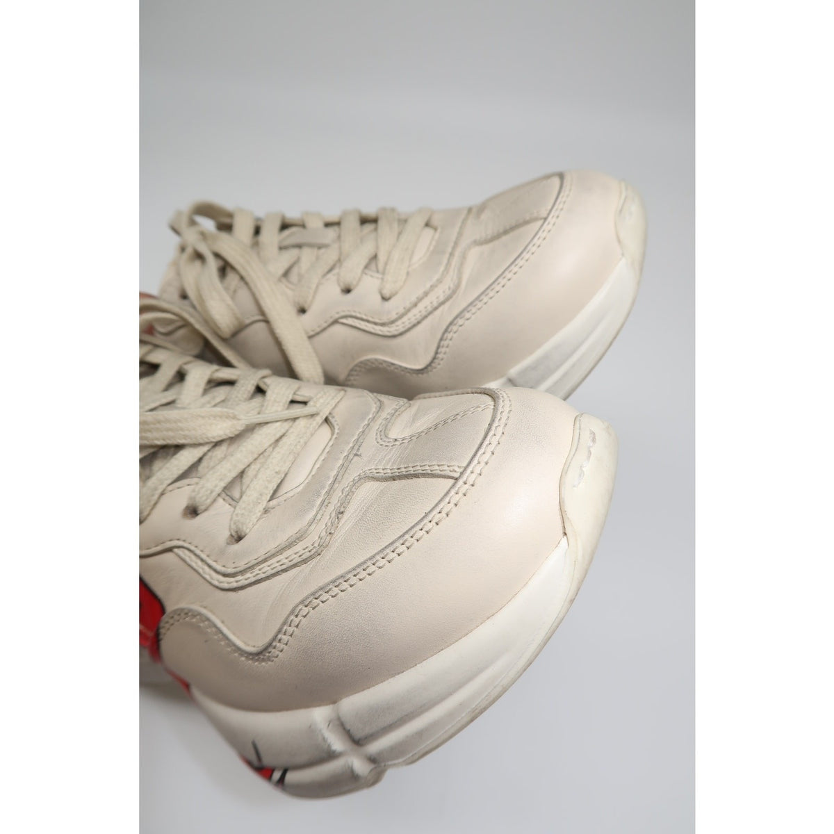 Gucci Rhyton Ivory Leather Mouth Print Lace-Up Low-Top Sneakers