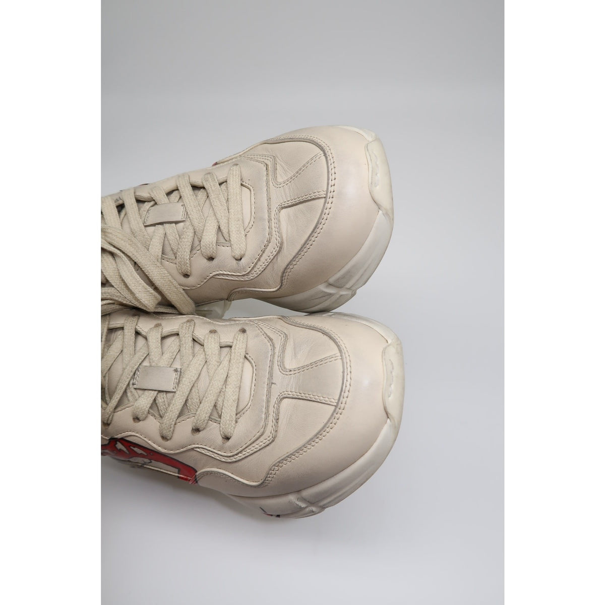 Gucci Rhyton Ivory Leather Mouth Print Lace-Up Low-Top Sneakers