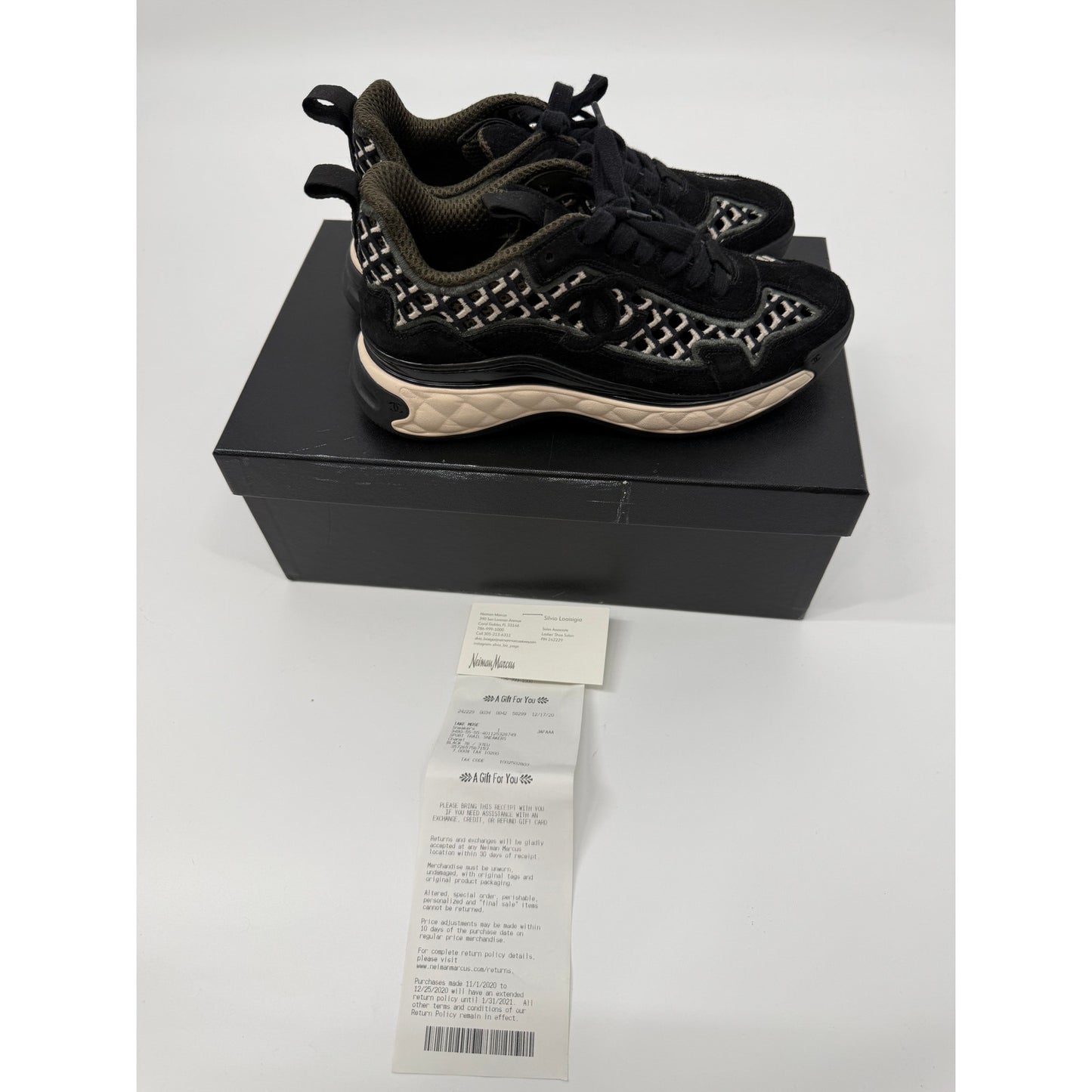 Chanel Interlocking CC Logo G37126 Trail Trainer Sneakers