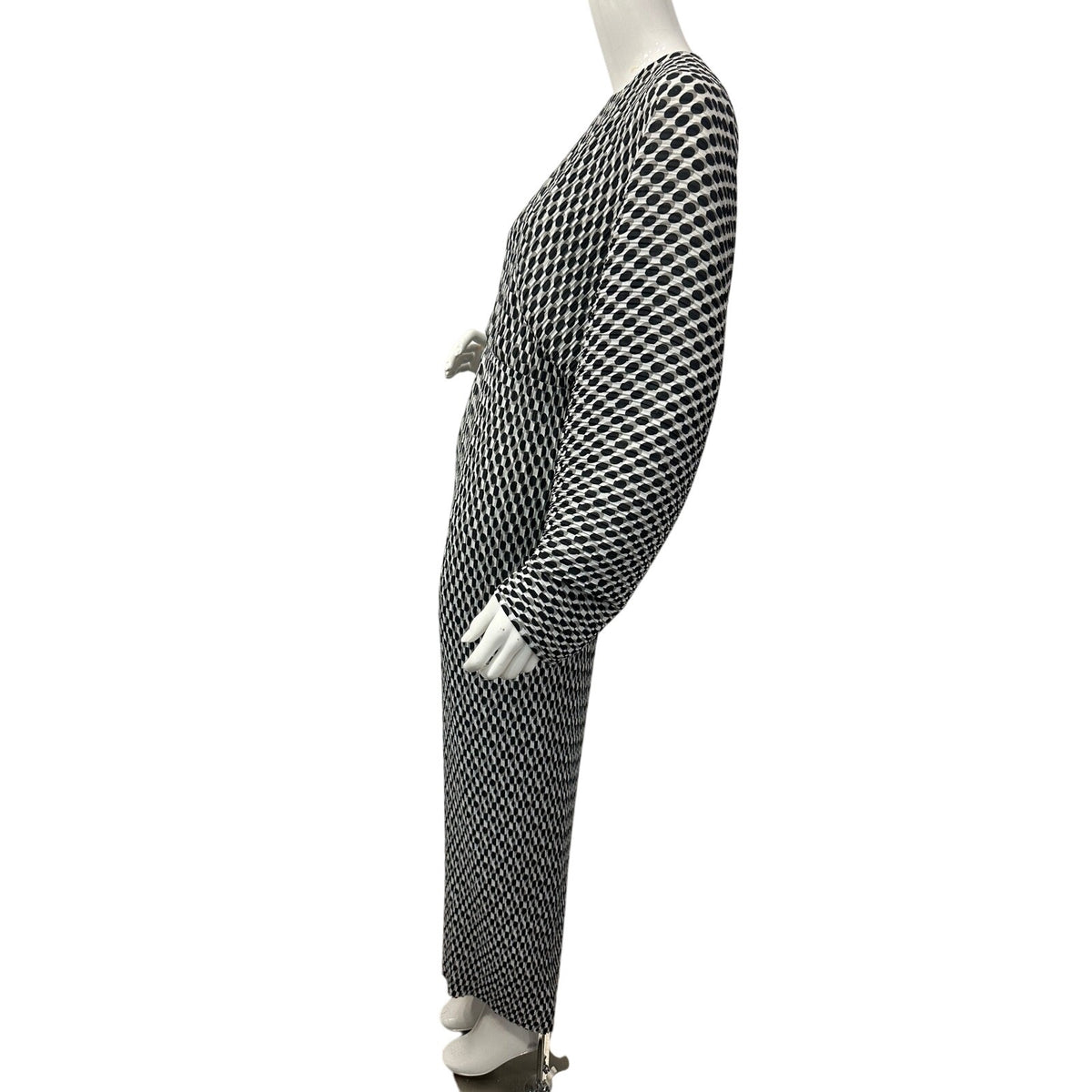 Solace London Mirabelle Black White Geometric Long Sleeve Maxi Dress
