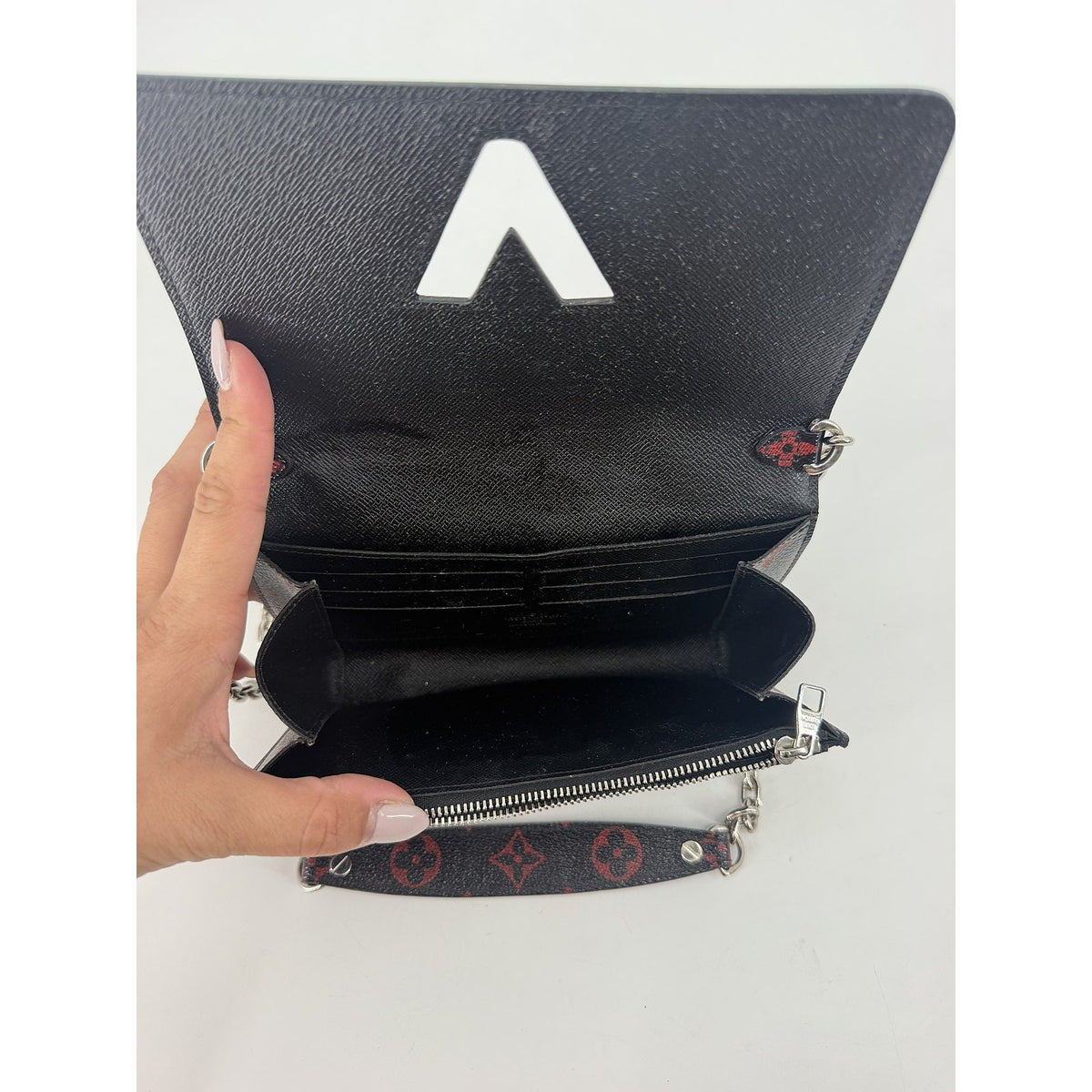 Louis Vuitton Twist Chain Wallet Palm Print Epi Monogram Infrarouge Crossbody
