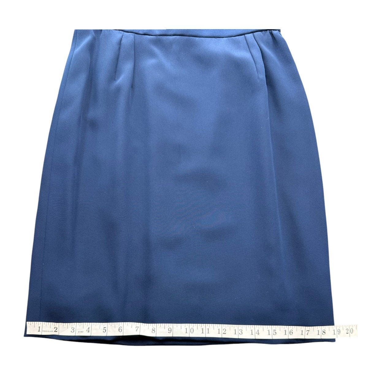 Carolina Herrera Silk Sleeveless Vest Pencil Skirt Set
