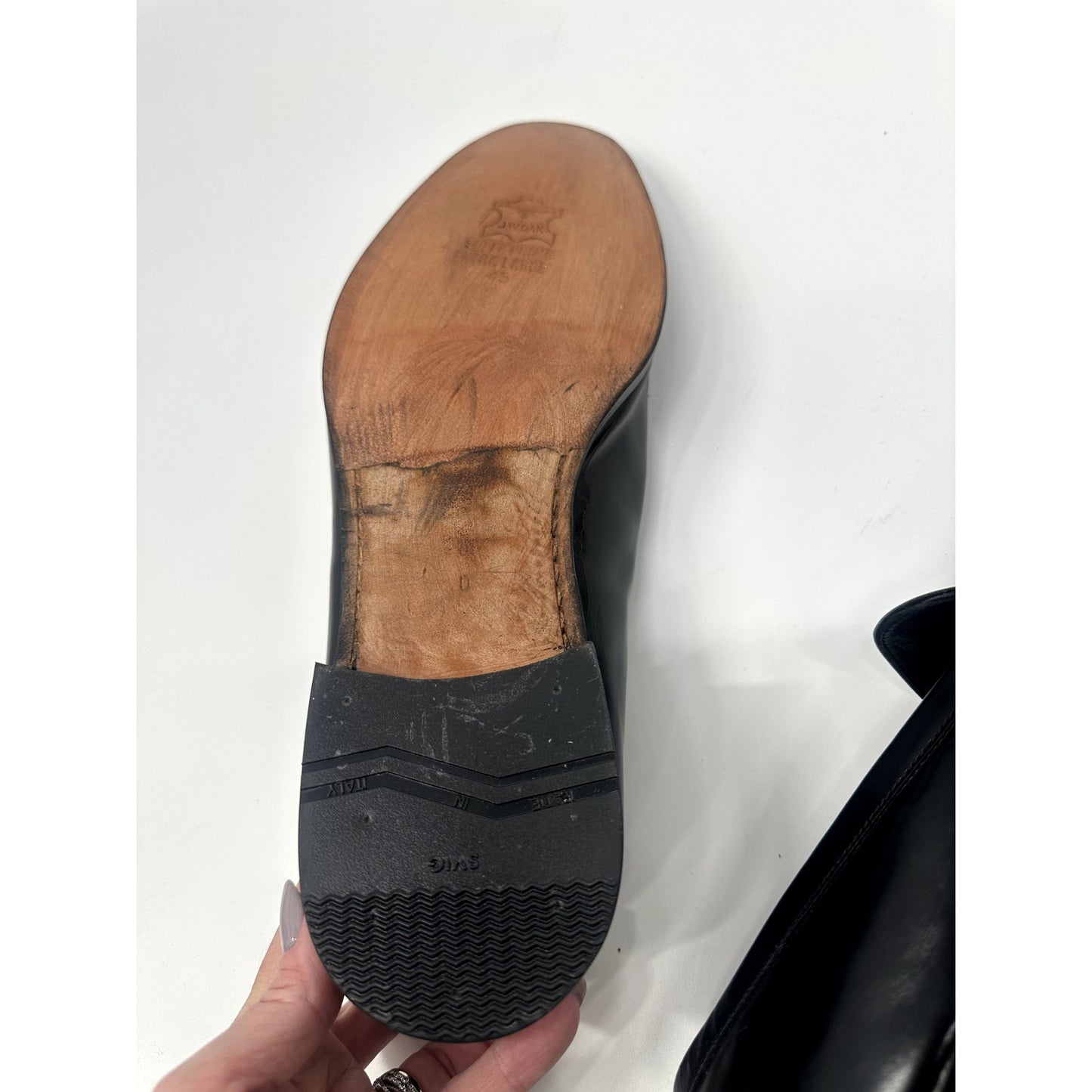 Salvatore Ferragamo Leather Gancini Flat Loafers