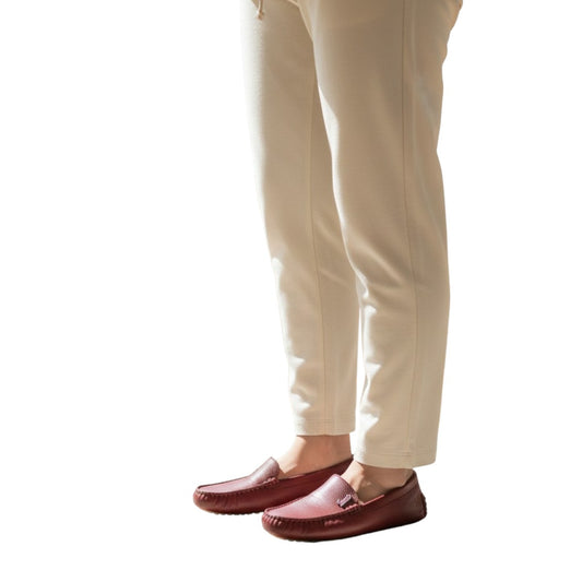 Gucci Leather Logo Accent Slip On Moccasin Flats Loafers