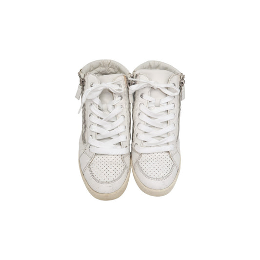 Chanel White Leather Interlocking CC Logo High Top Sneakers