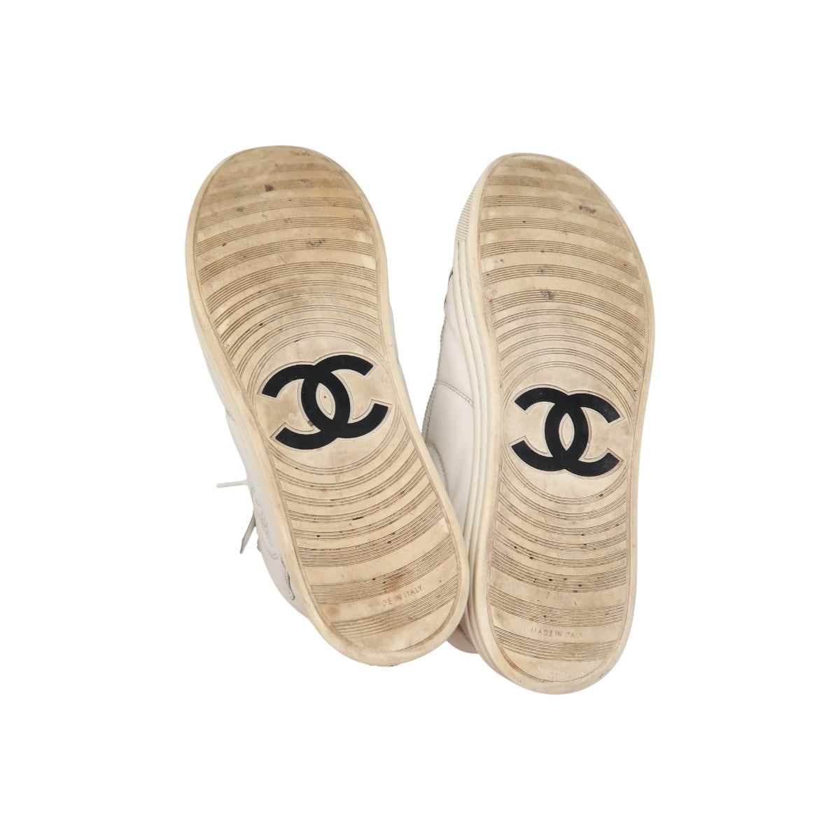 Chanel White Leather Interlocking CC Logo High Top Sneakers