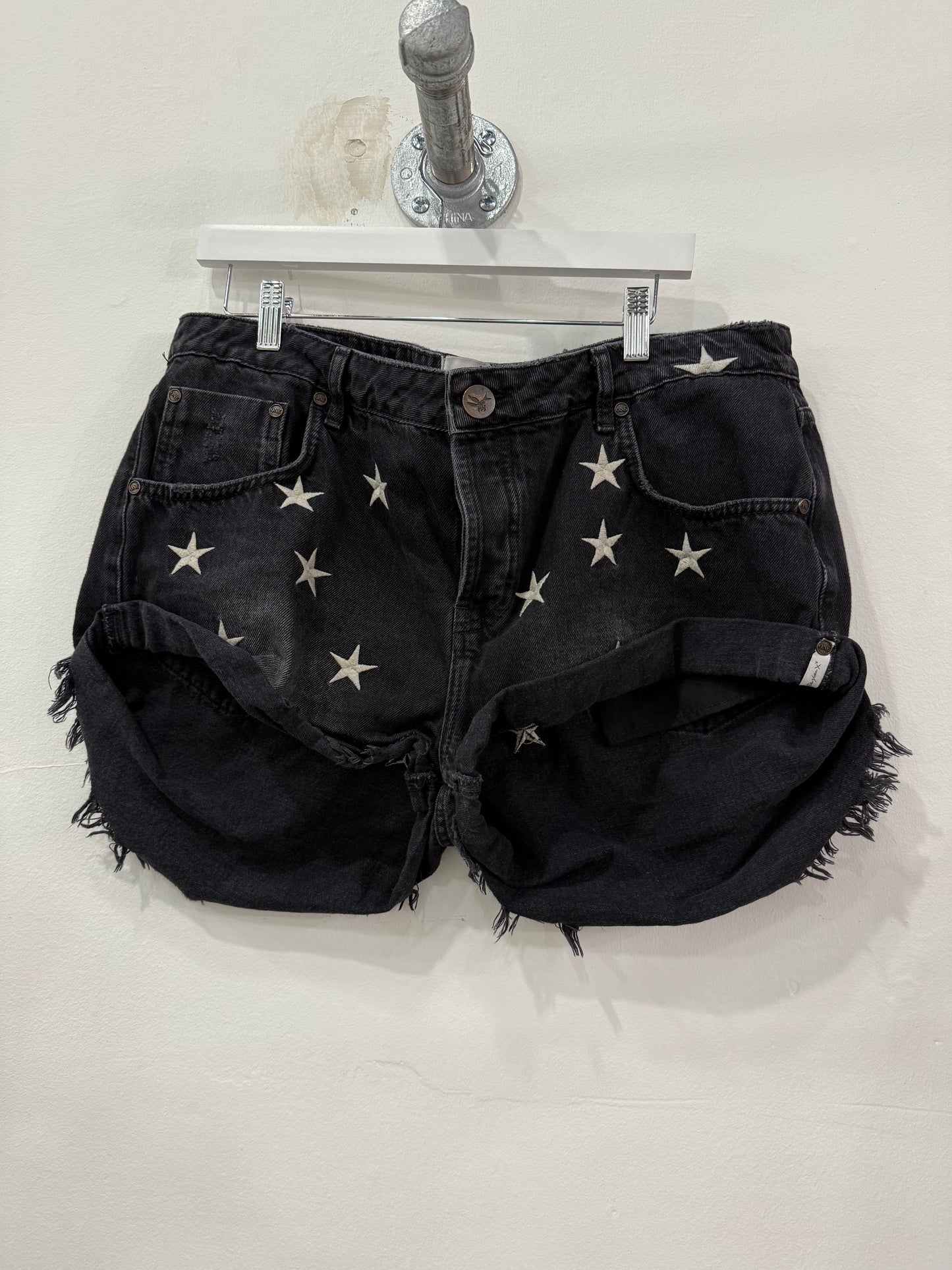 One Teaspoon Bandits Low Waist Denim Shorts Black Star Women's Size 34
