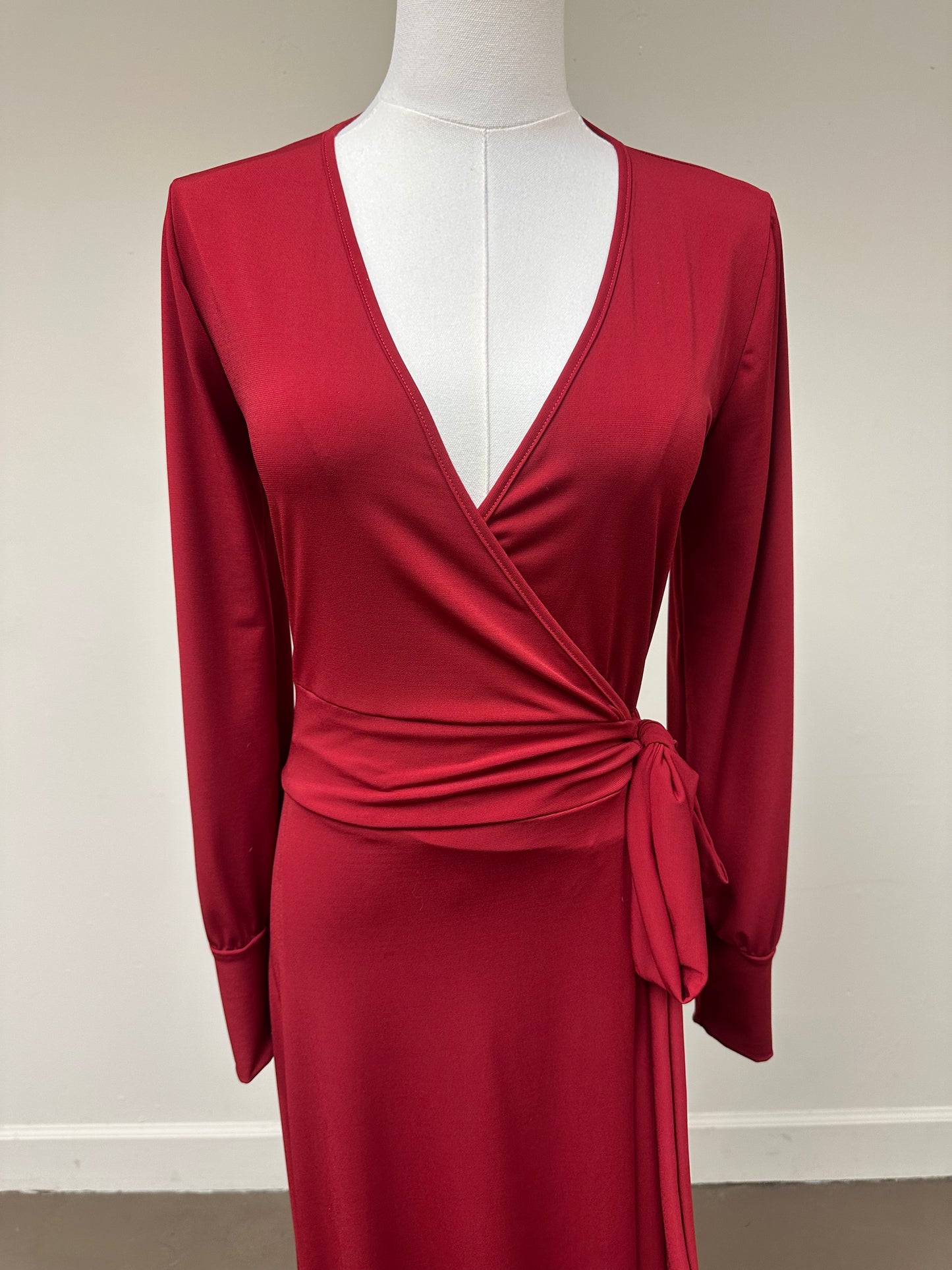 Waist tie Accent V-Neck Long Sleeve Red Maxi Evening Gown Red Size XS