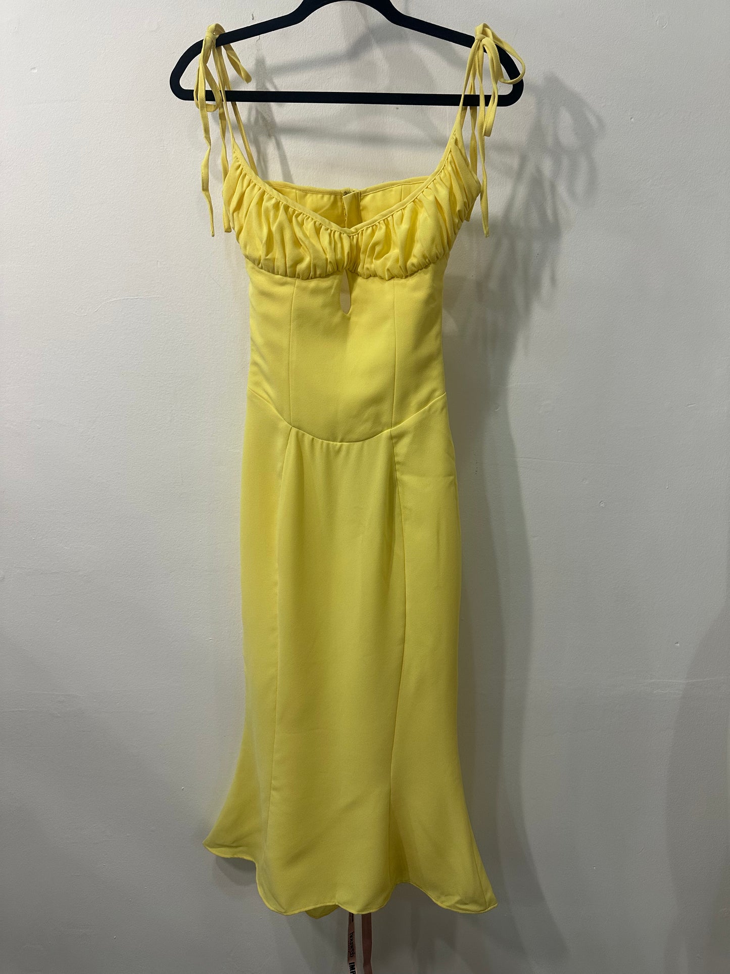 NWT House of CB Soren Buttercup Cutout Mermaid Midi Dress Yellow Size XS