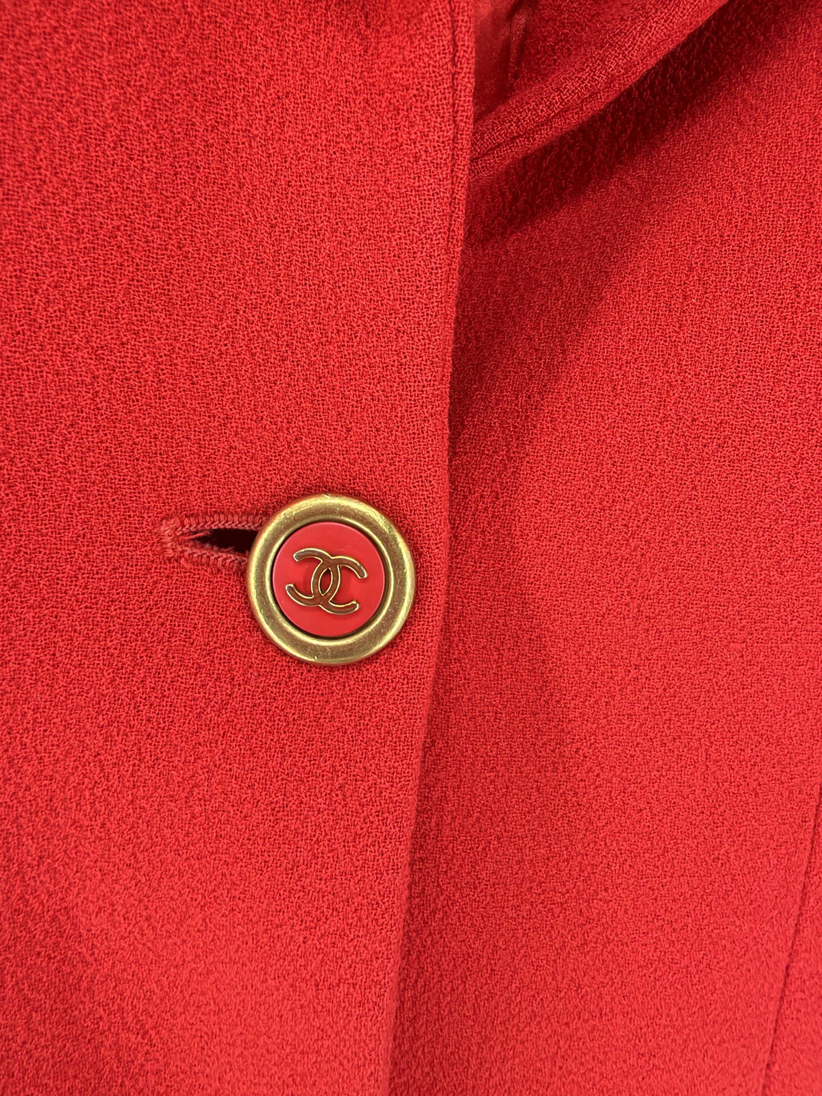 Chanel Boutique Red Wool Blazer Gold CC Buttons FR38