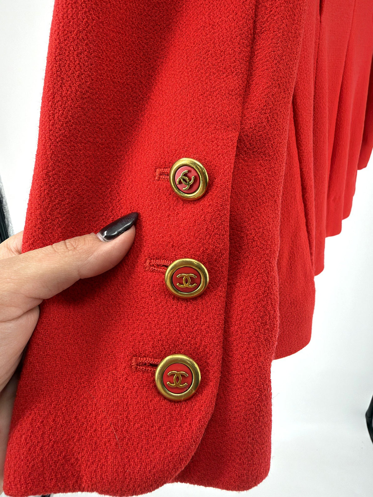 Chanel Boutique Red Wool Blazer Gold CC Buttons FR38