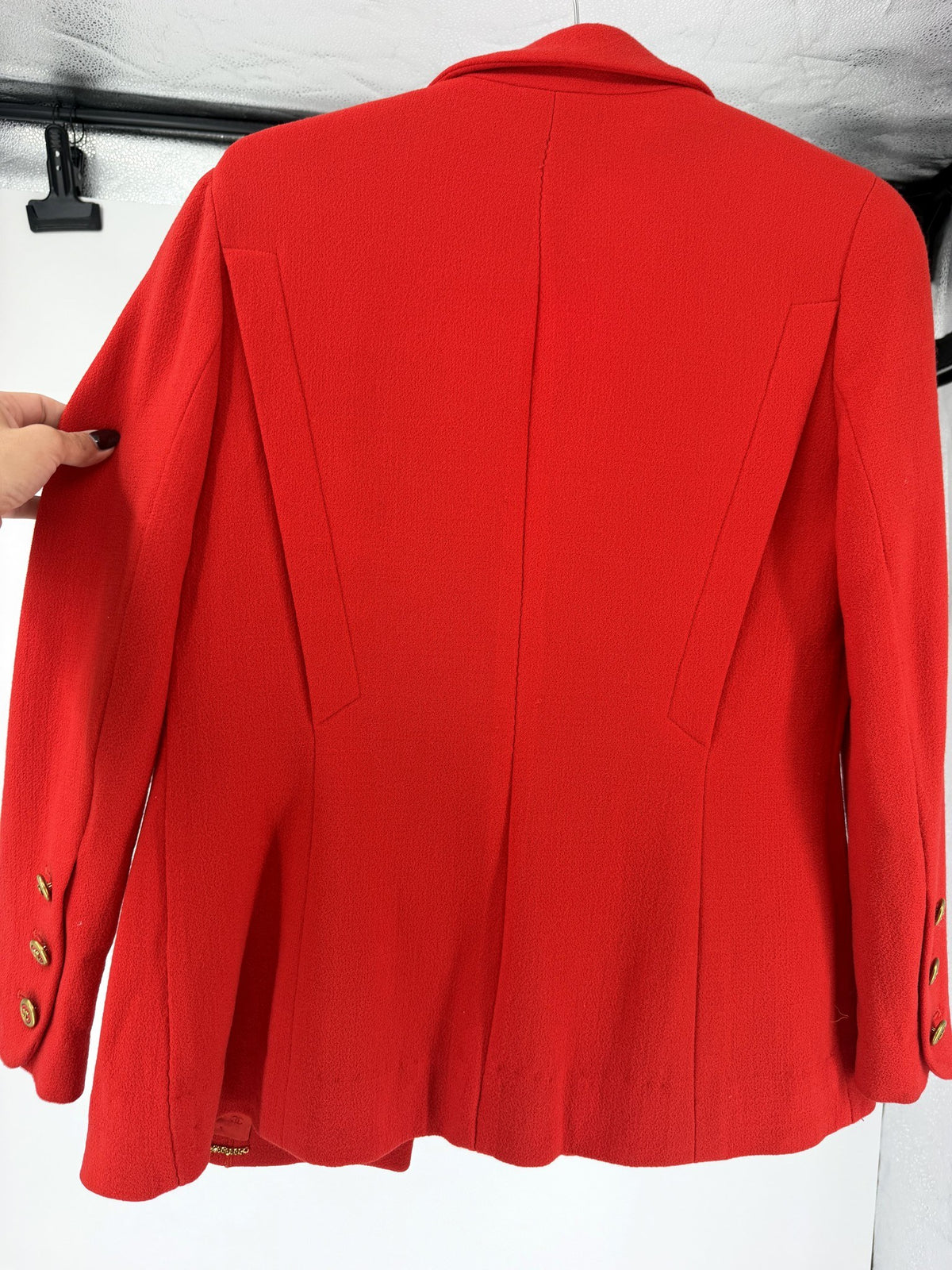Chanel Boutique Red Wool Blazer Gold CC Buttons FR38