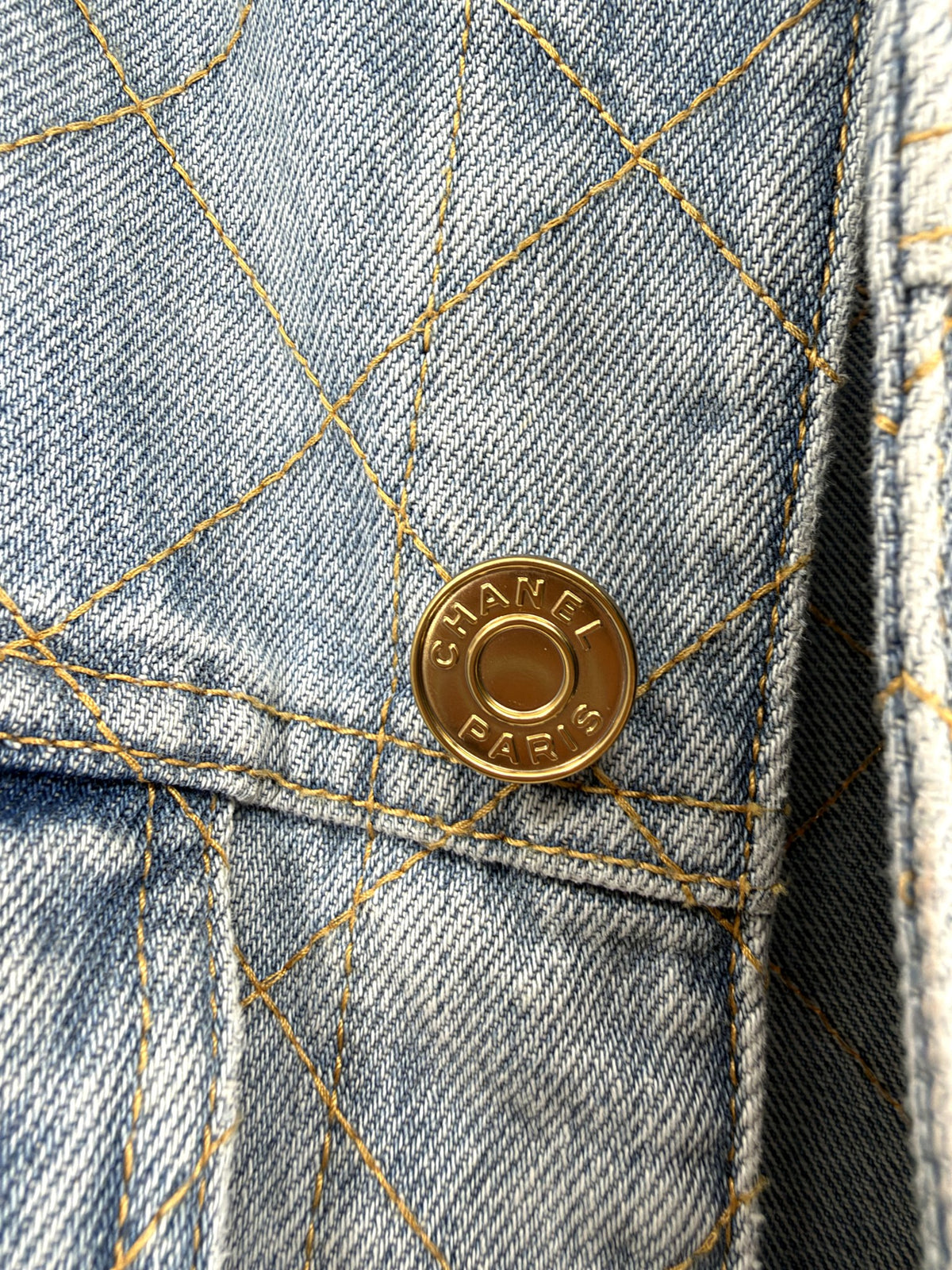 Chanel Quilted Denim Jacket Chain Neckline FR36