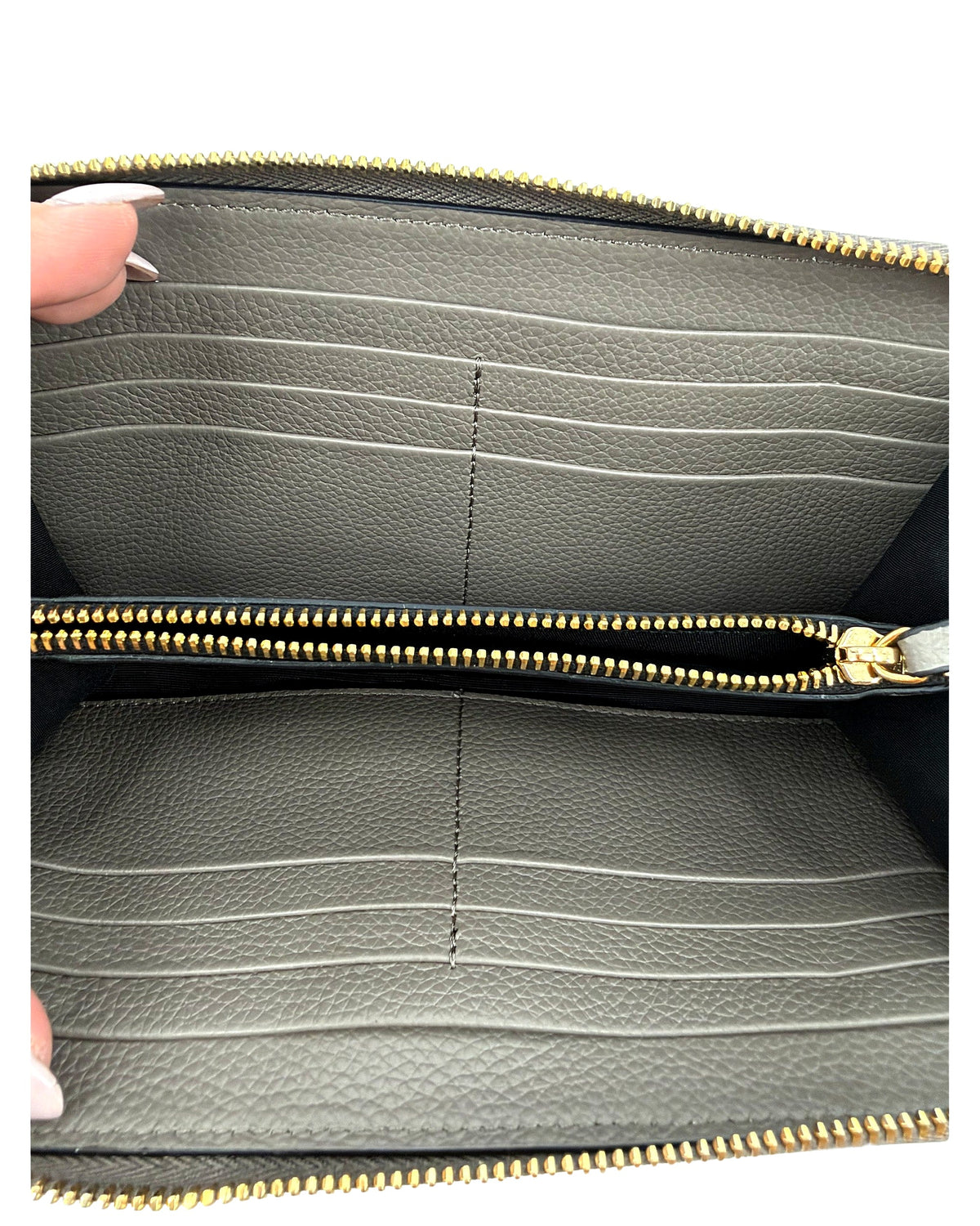 Versace Virtus Zip Around Wallet Taupe Grey Grainy Calf Leather Gold V NEW