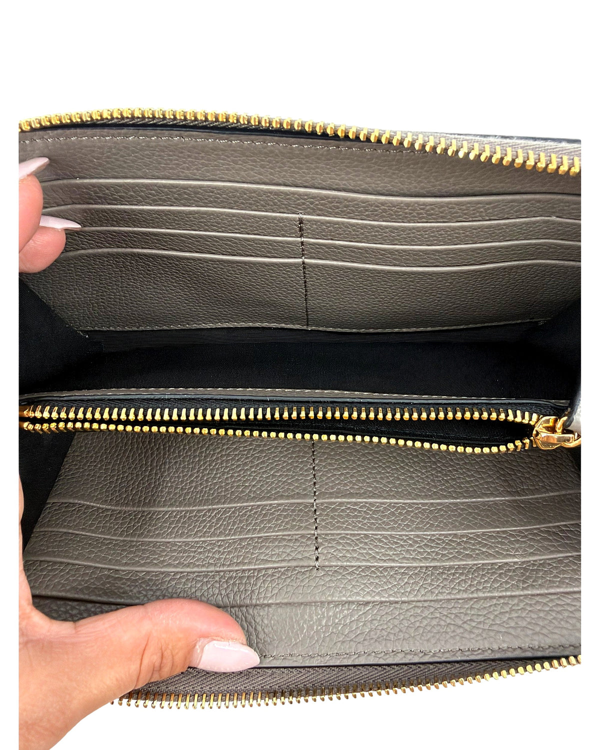 Versace Virtus Zip Around Wallet Taupe Grey Grainy Calf Leather Gold V NEW
