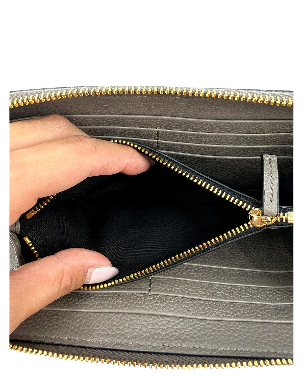 Versace Virtus Zip Around Wallet Taupe Grey Grainy Calf Leather Gold V NEW