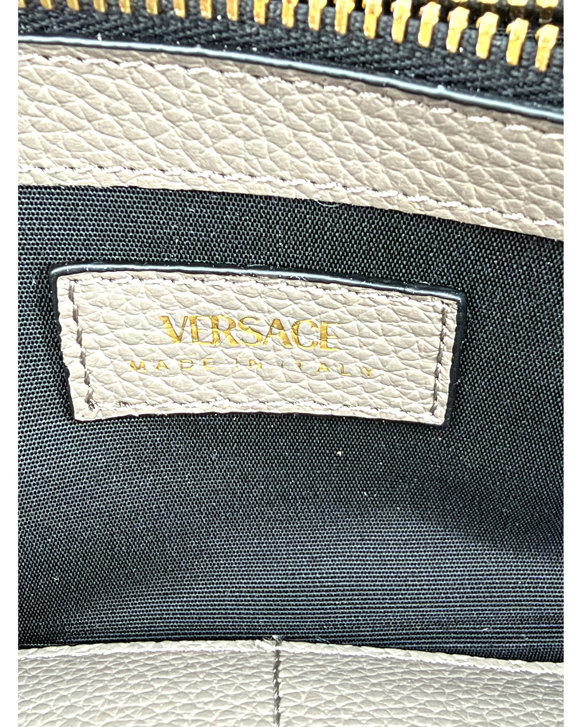 Versace Virtus Zip Around Wallet Taupe Grey Grainy Calf Leather Gold V NEW