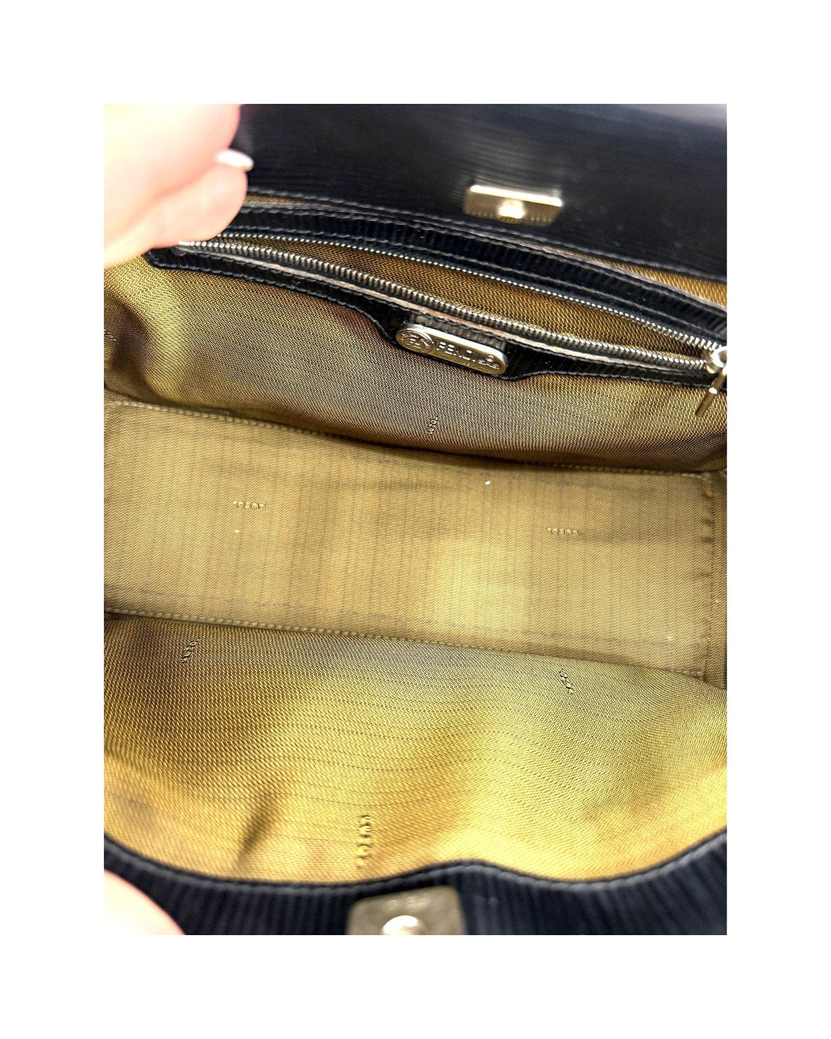 Fendi Vintage Black Ridged Leather Shoulder Tote Bag Embossed FF Logo Italy