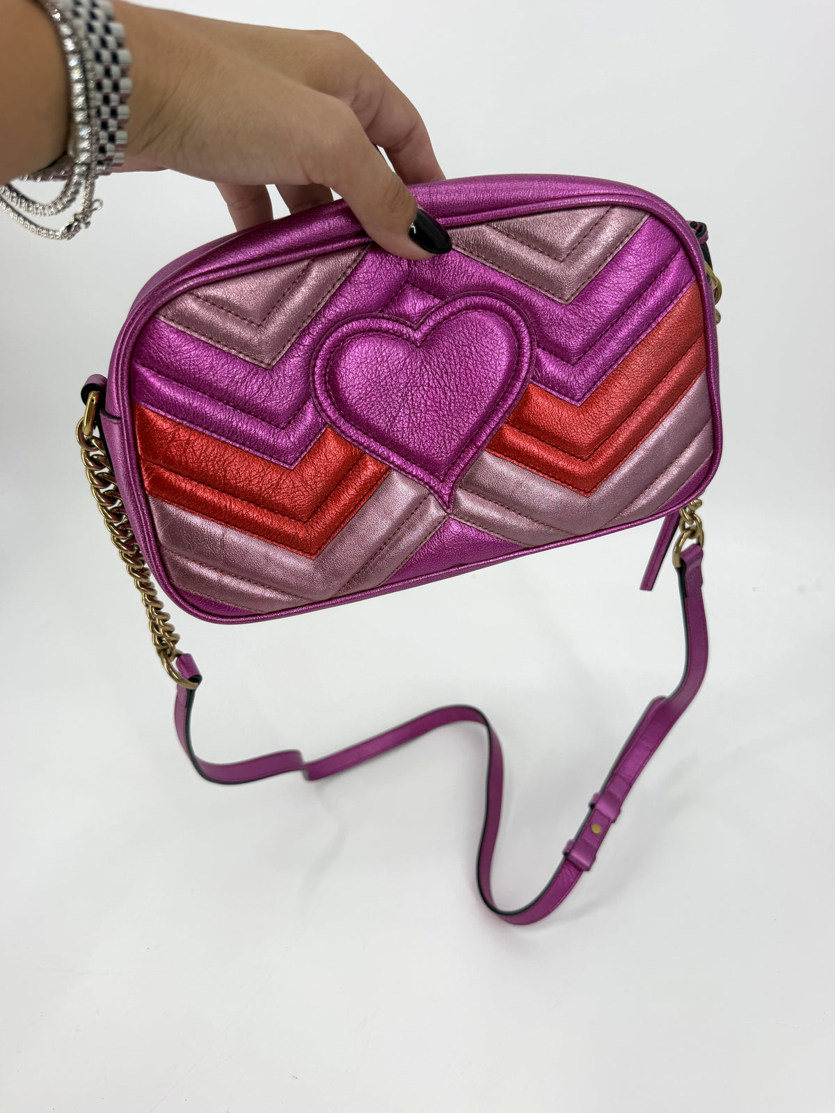 Gucci GG Marmont Small Matelasse Camera Bag Metallic Pink Red Chevron Heart 447632