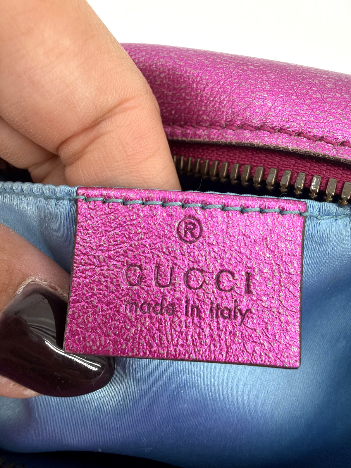 Gucci GG Marmont Small Matelasse Camera Bag Metallic Pink Red Chevron Heart 447632