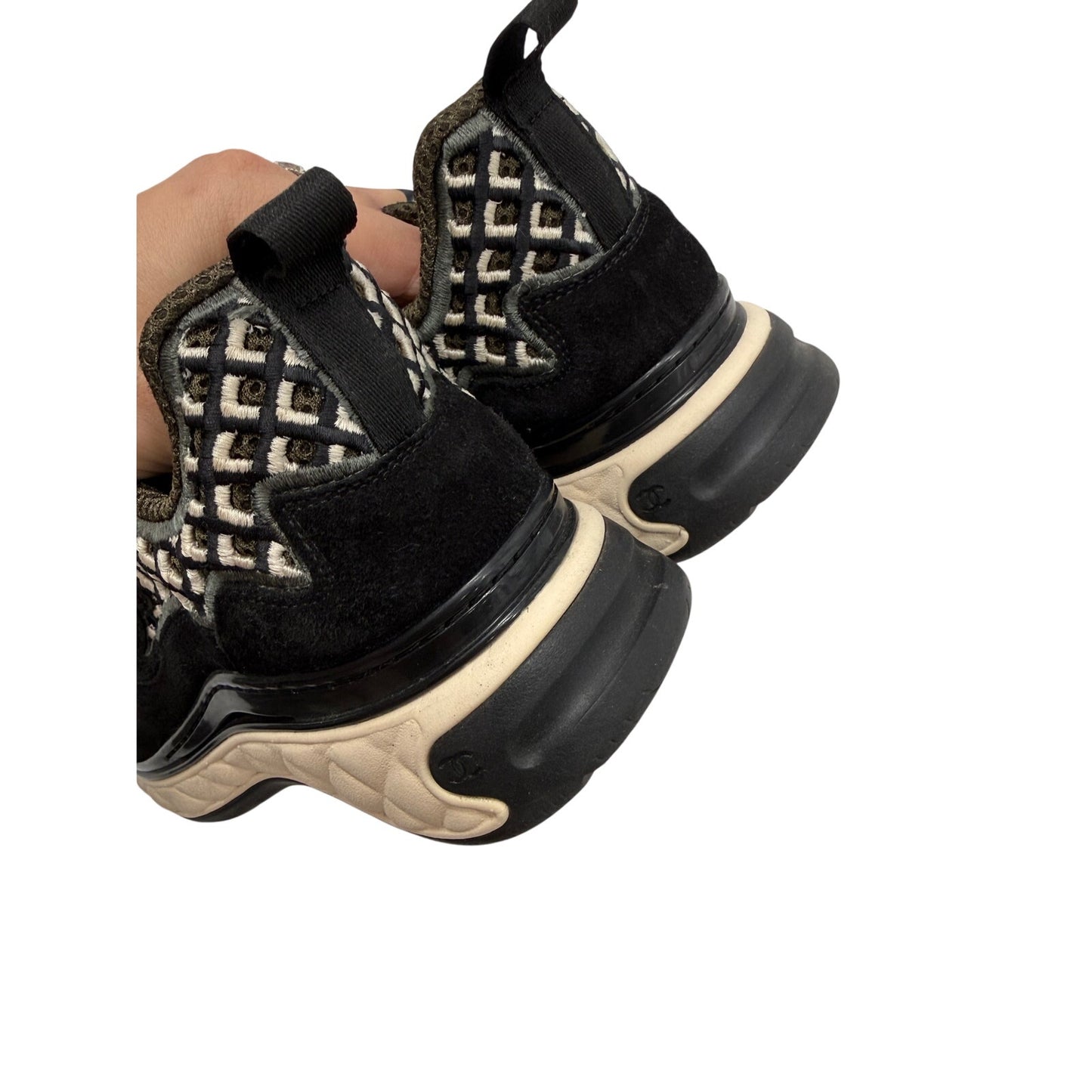 Chanel Interlocking CC Logo G37126 Trail Trainer Sneakers